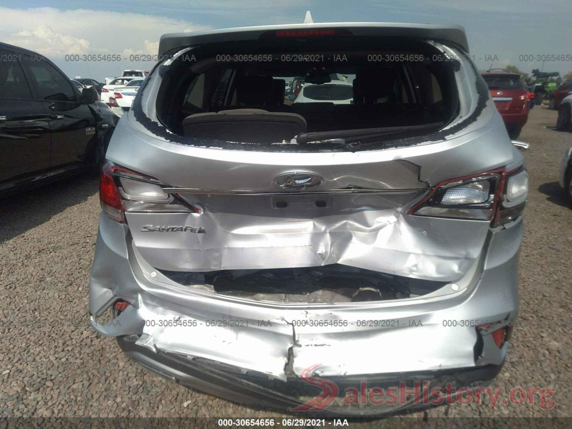 KM8SM4HF8HU188201 2017 HYUNDAI SANTA FE