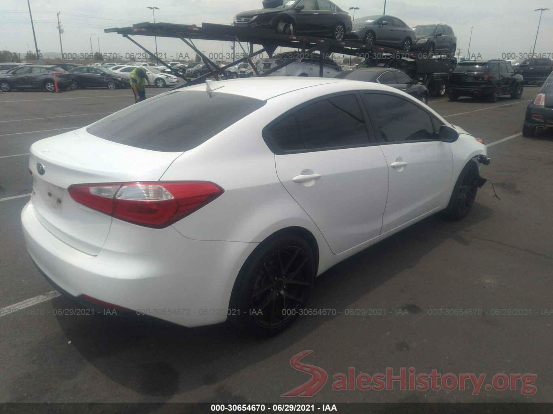 KNAFX4A67G5506113 2016 KIA FORTE