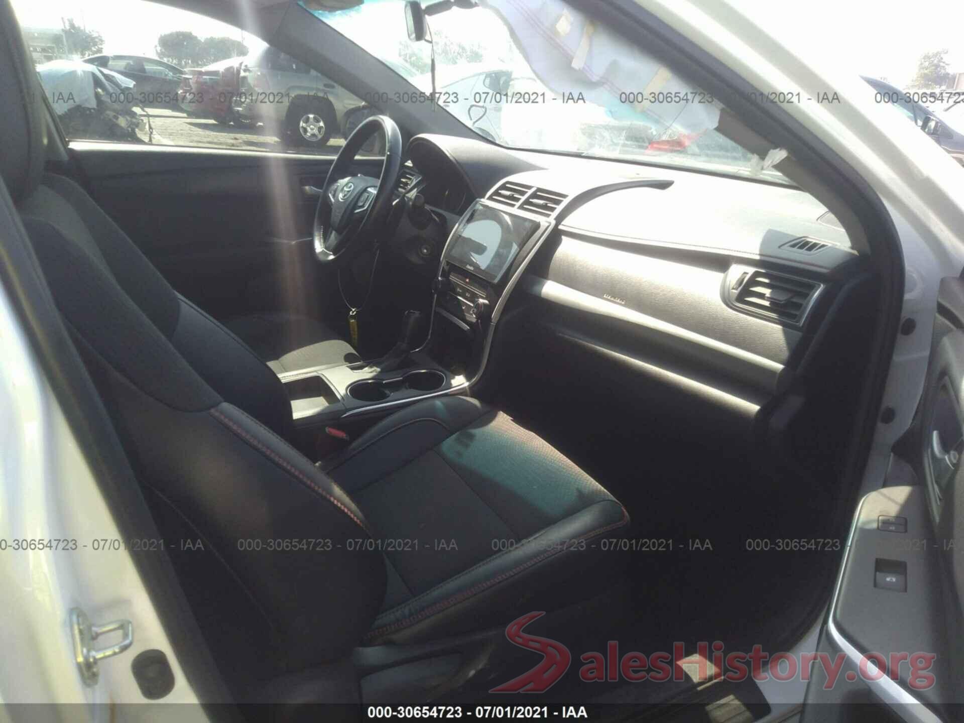 4T1BF1FK0GU550691 2016 TOYOTA CAMRY