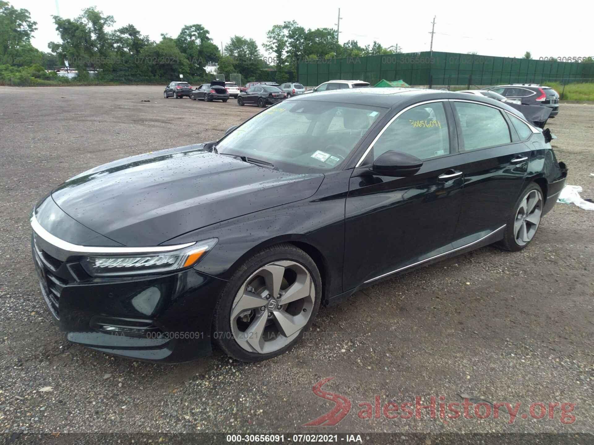 1HGCV2F90JA025316 2018 HONDA ACCORD SEDAN