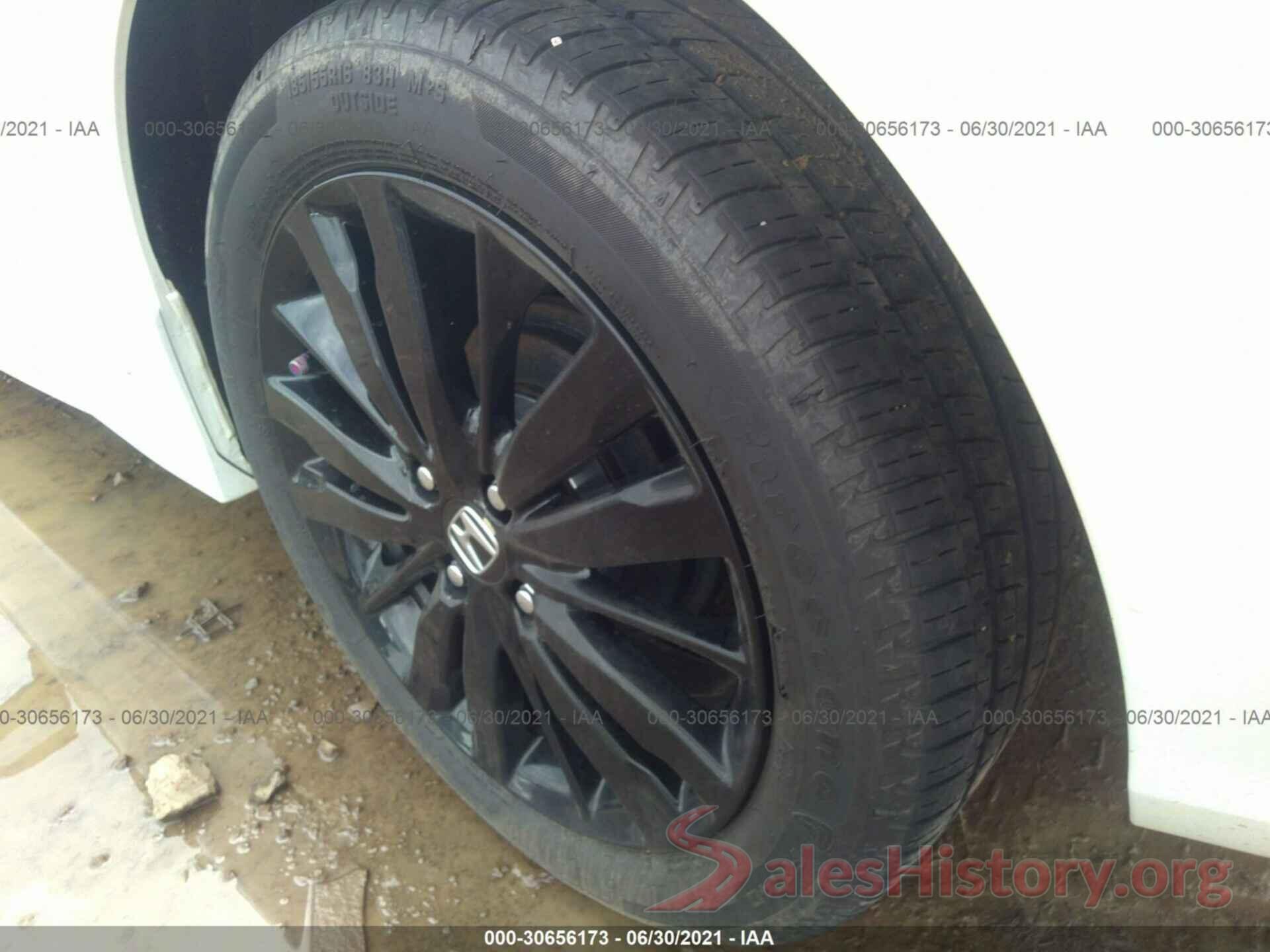 3HGGK5H69JM709265 2018 HONDA FIT