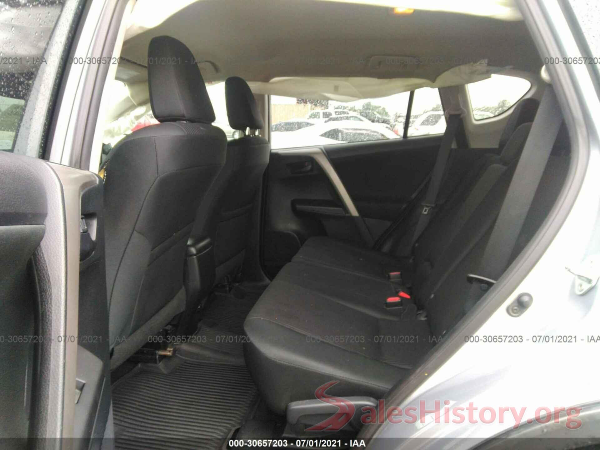 2T3BFREV0HW623058 2017 TOYOTA RAV4