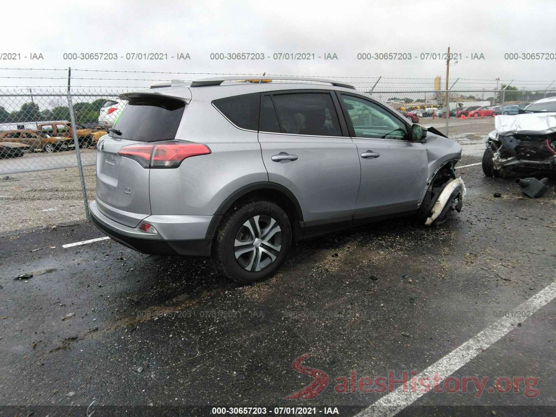 2T3BFREV0HW623058 2017 TOYOTA RAV4