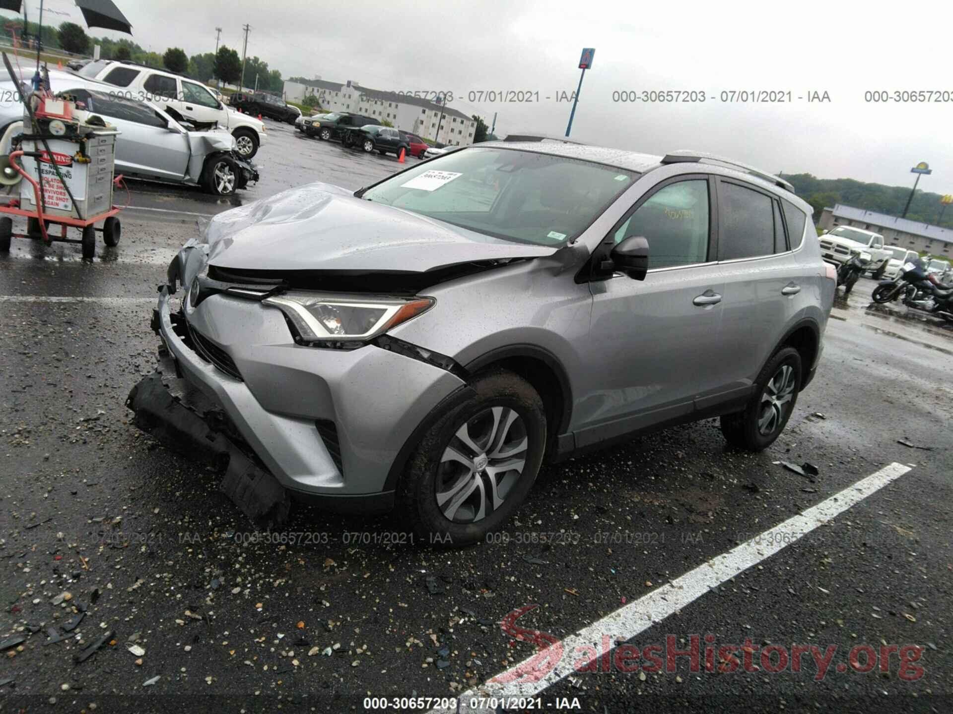 2T3BFREV0HW623058 2017 TOYOTA RAV4