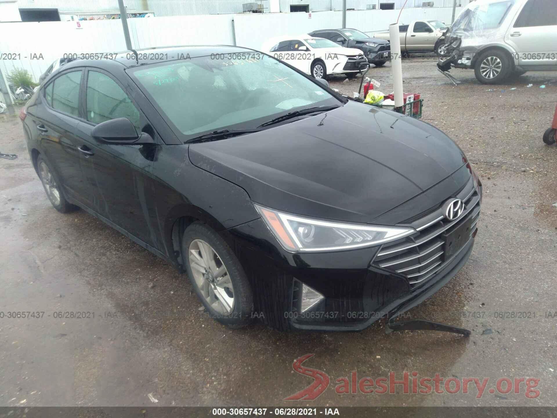 5NPD84LF9KH469451 2019 HYUNDAI ELANTRA