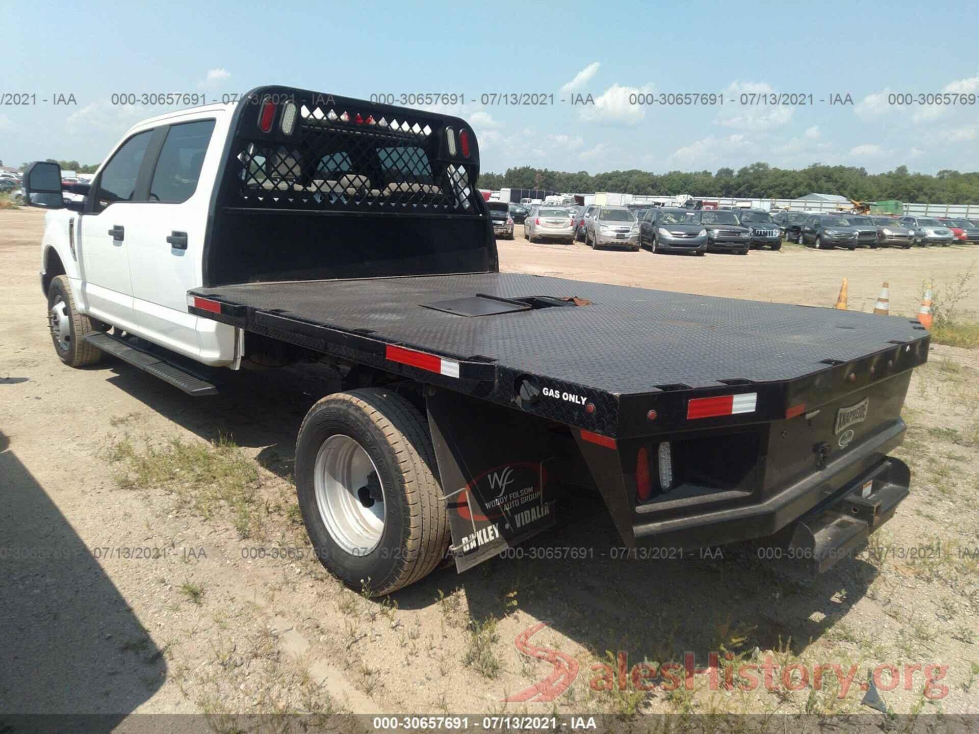 1FD83H61HEB93832 2017 FORD F350