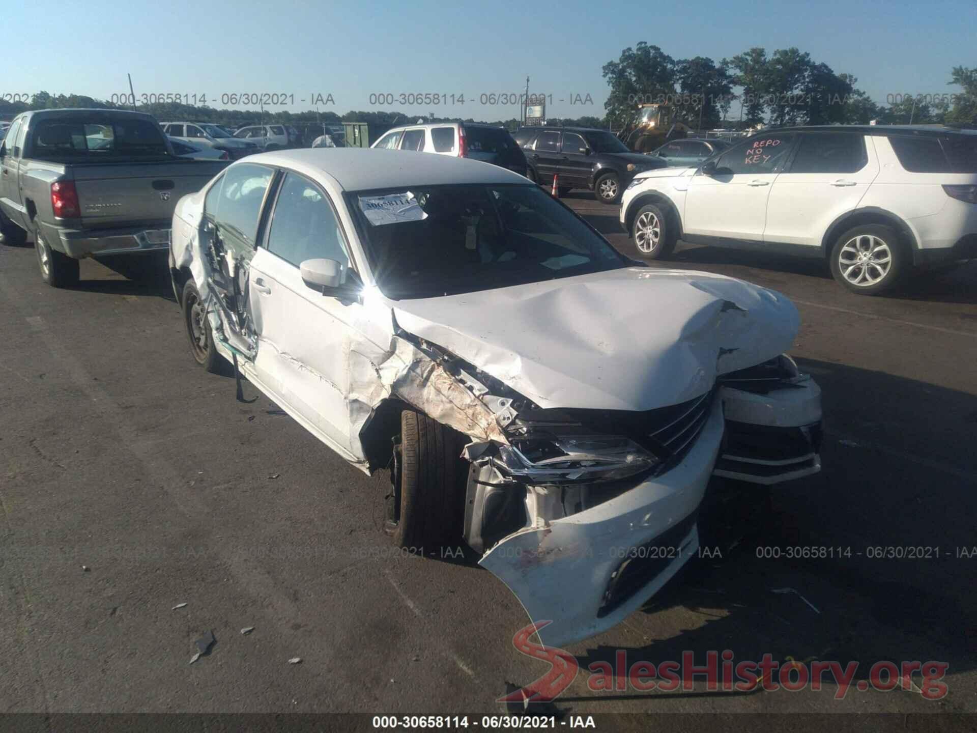 3VW2B7AJXHM389951 2017 VOLKSWAGEN JETTA