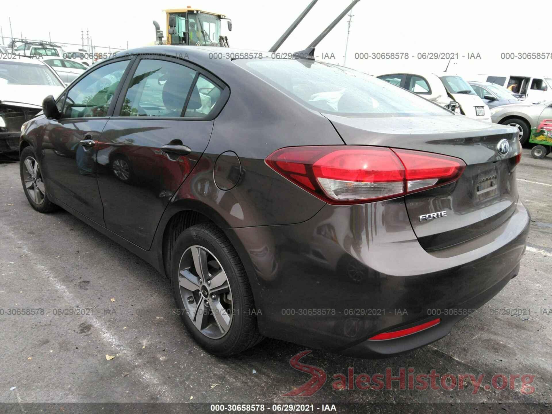 3KPFL4A77JE213797 2018 KIA FORTE