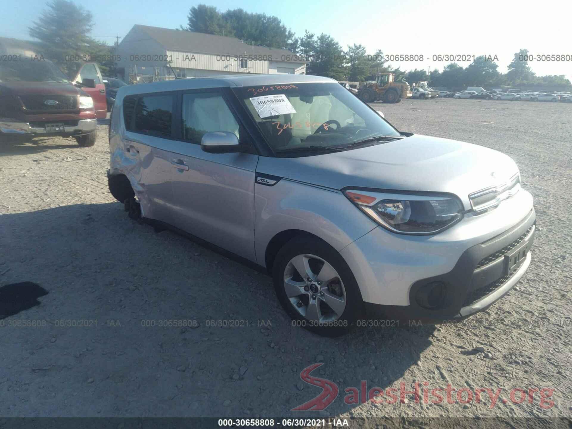 KNDJN2A29J7570623 2018 KIA SOUL