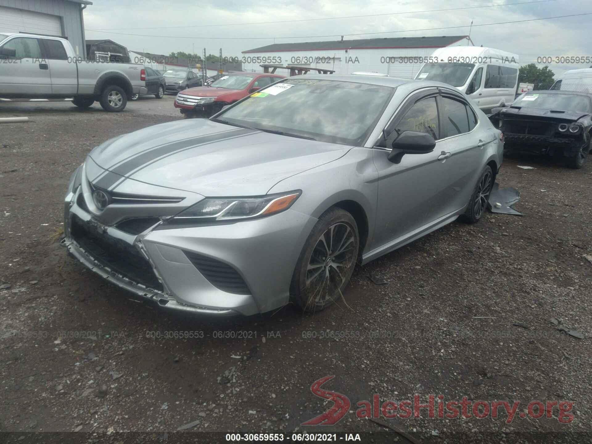 JTNB11HK6J3031167 2018 TOYOTA CAMRY