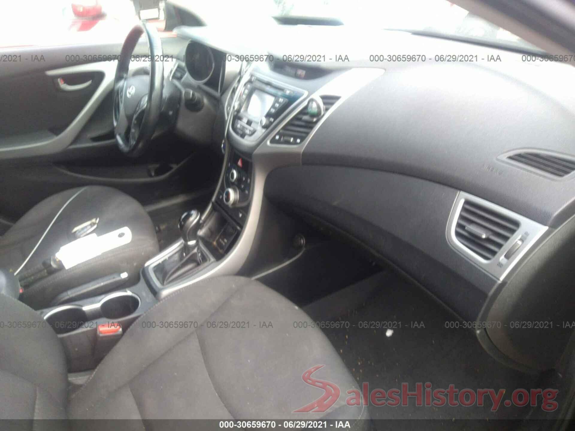 5NPDH4AE6GH768493 2016 HYUNDAI ELANTRA