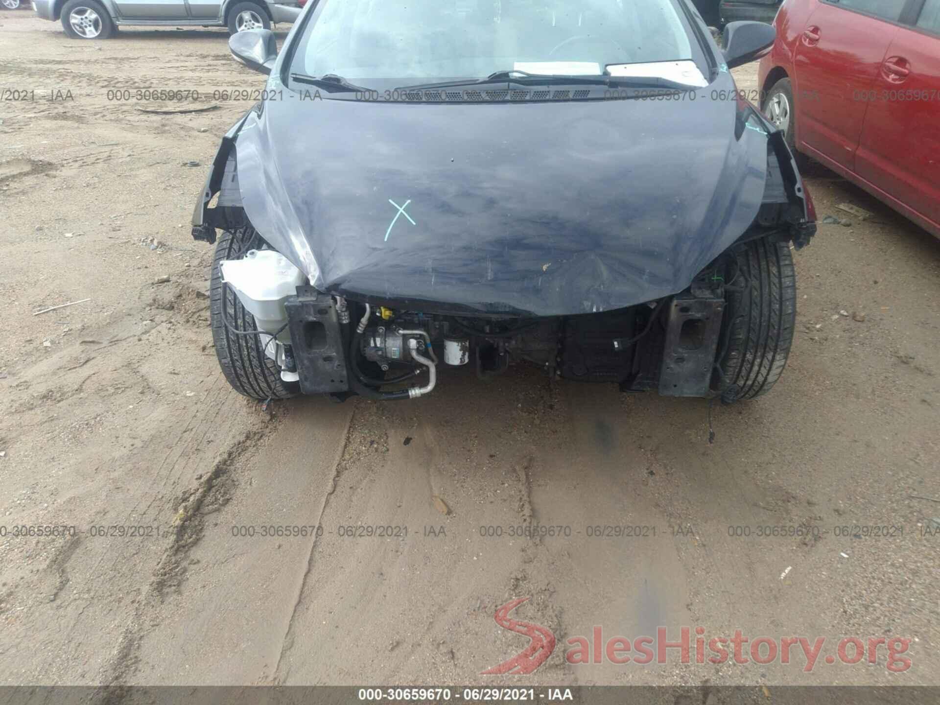 5NPDH4AE6GH768493 2016 HYUNDAI ELANTRA