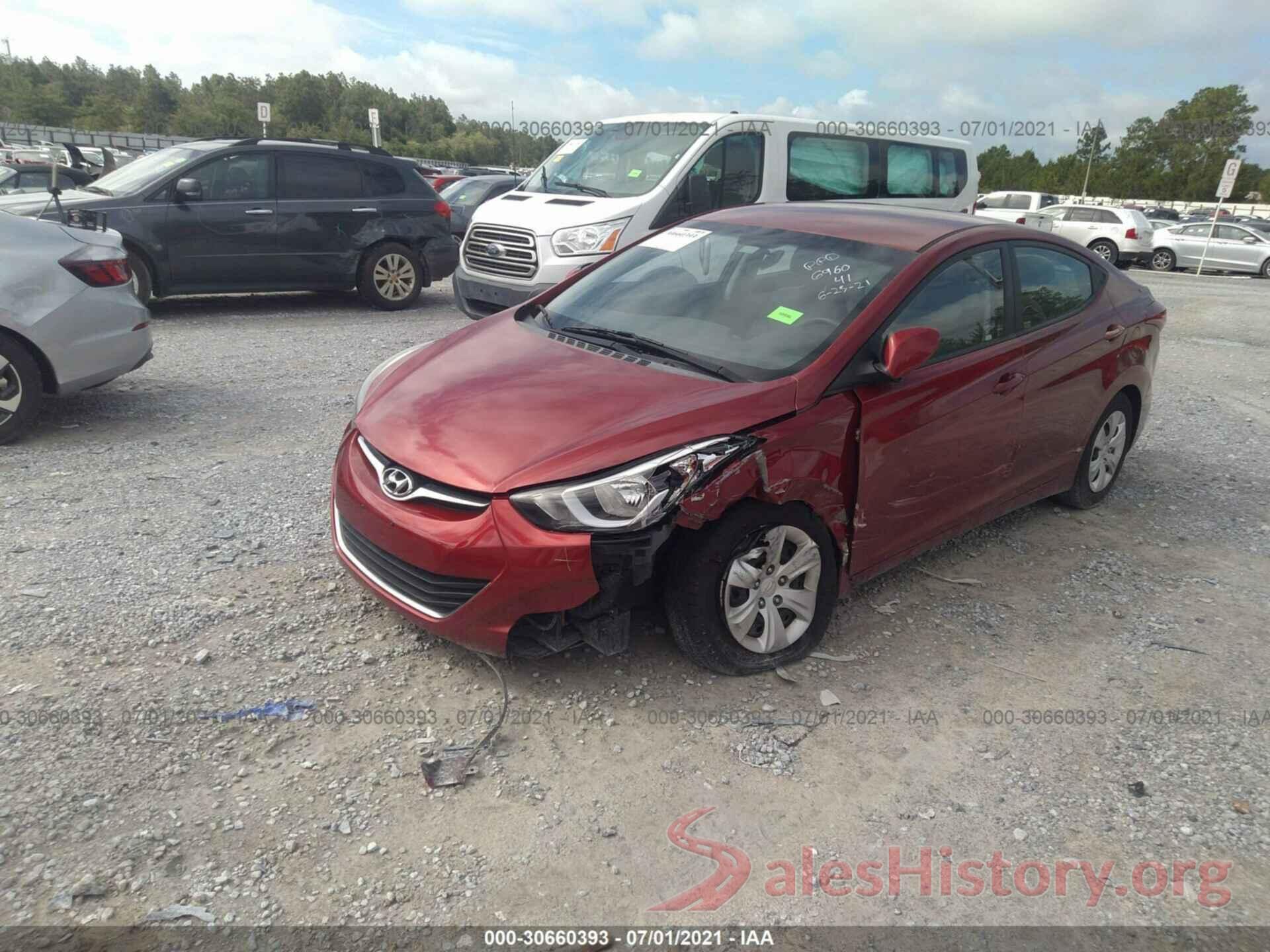 5NPDH4AE3GH735113 2016 HYUNDAI ELANTRA