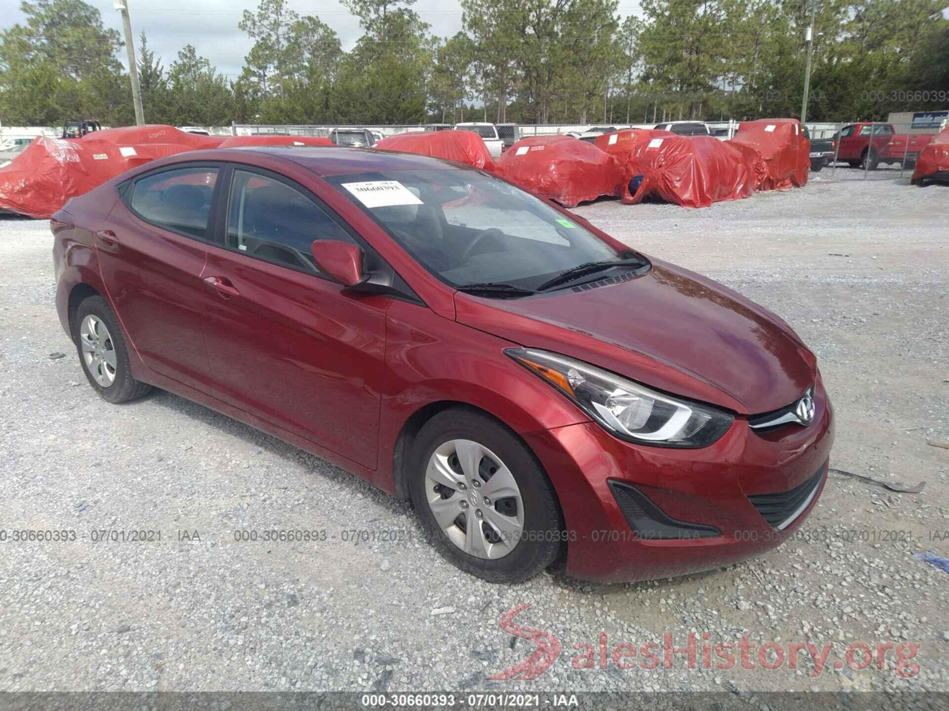 5NPDH4AE3GH735113 2016 HYUNDAI ELANTRA