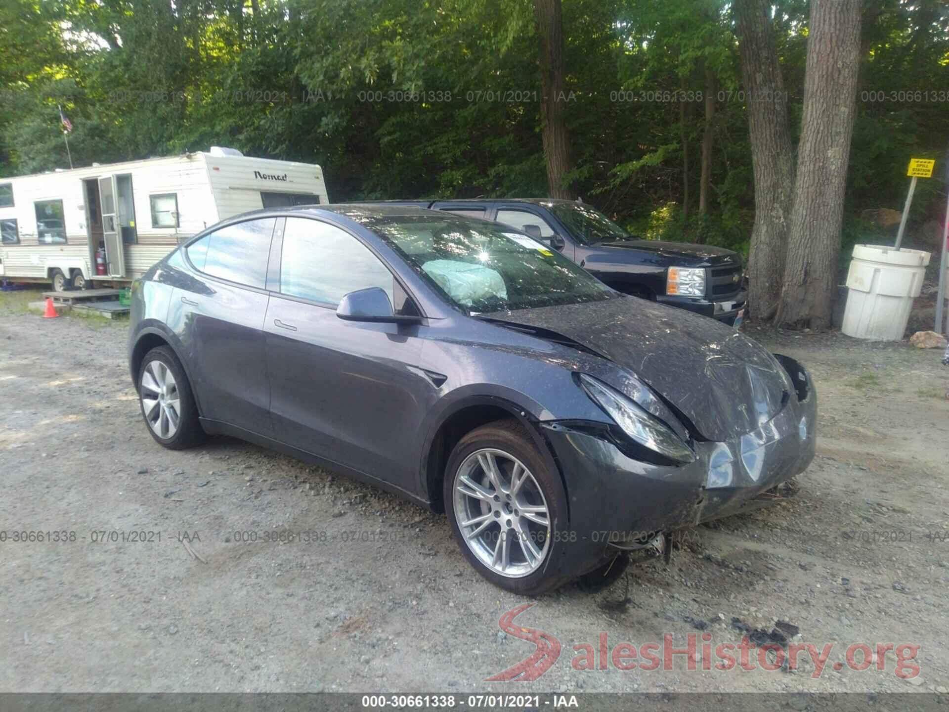 5YJYGDEE8MF117536 2021 TESLA MODEL Y