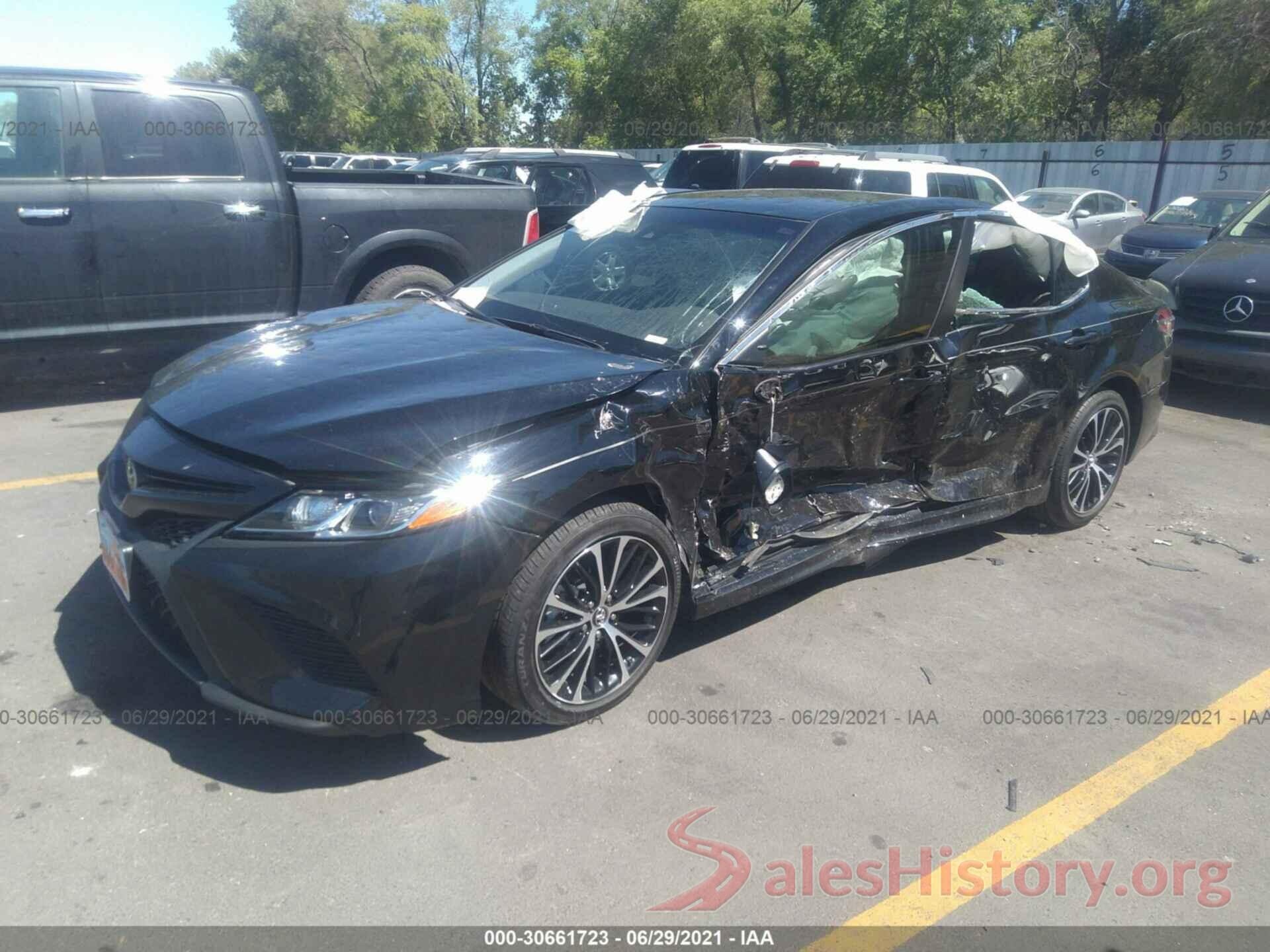 4T1B11HK2KU694554 2019 TOYOTA CAMRY