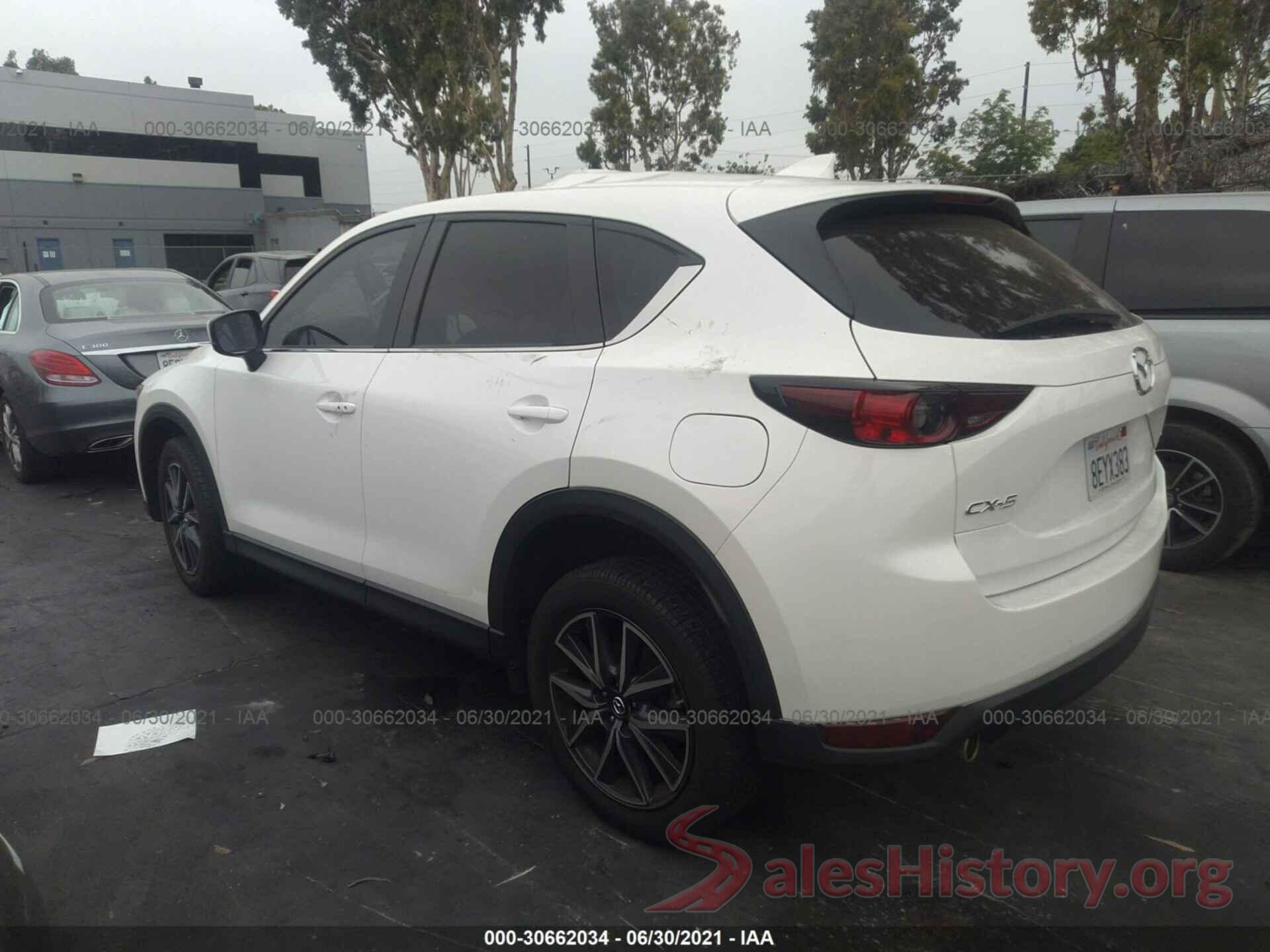 JM3KFACM7J1445043 2018 MAZDA CX-5