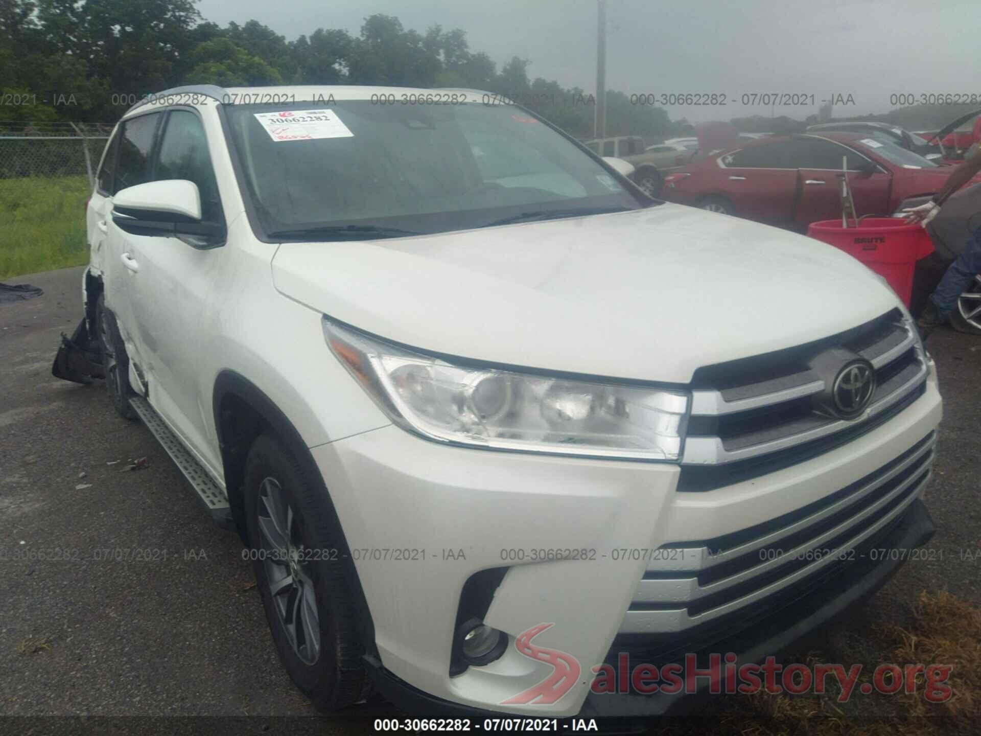 5TDKZRFH2HS507944 2017 TOYOTA HIGHLANDER