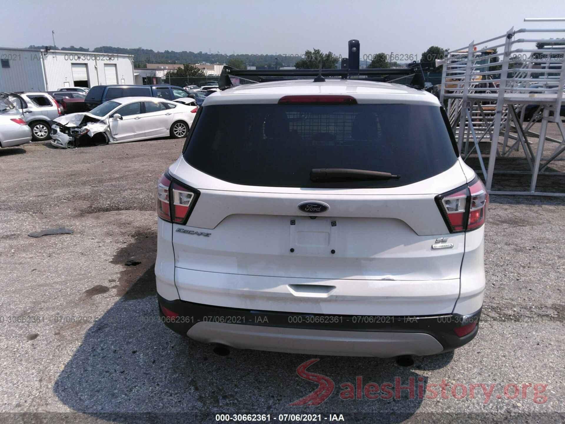 1FMCU0GD2JUC50226 2018 FORD ESCAPE