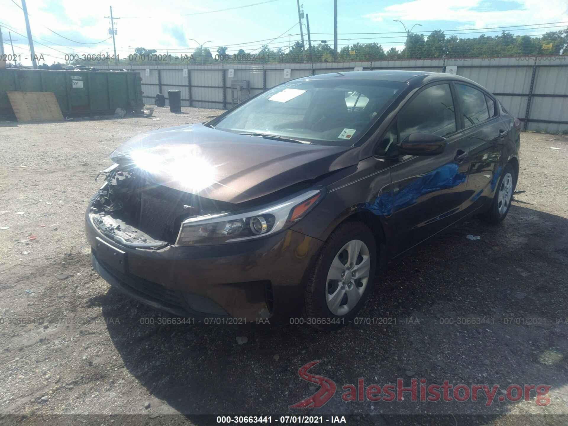 3KPFK4A75HE123819 2017 KIA FORTE