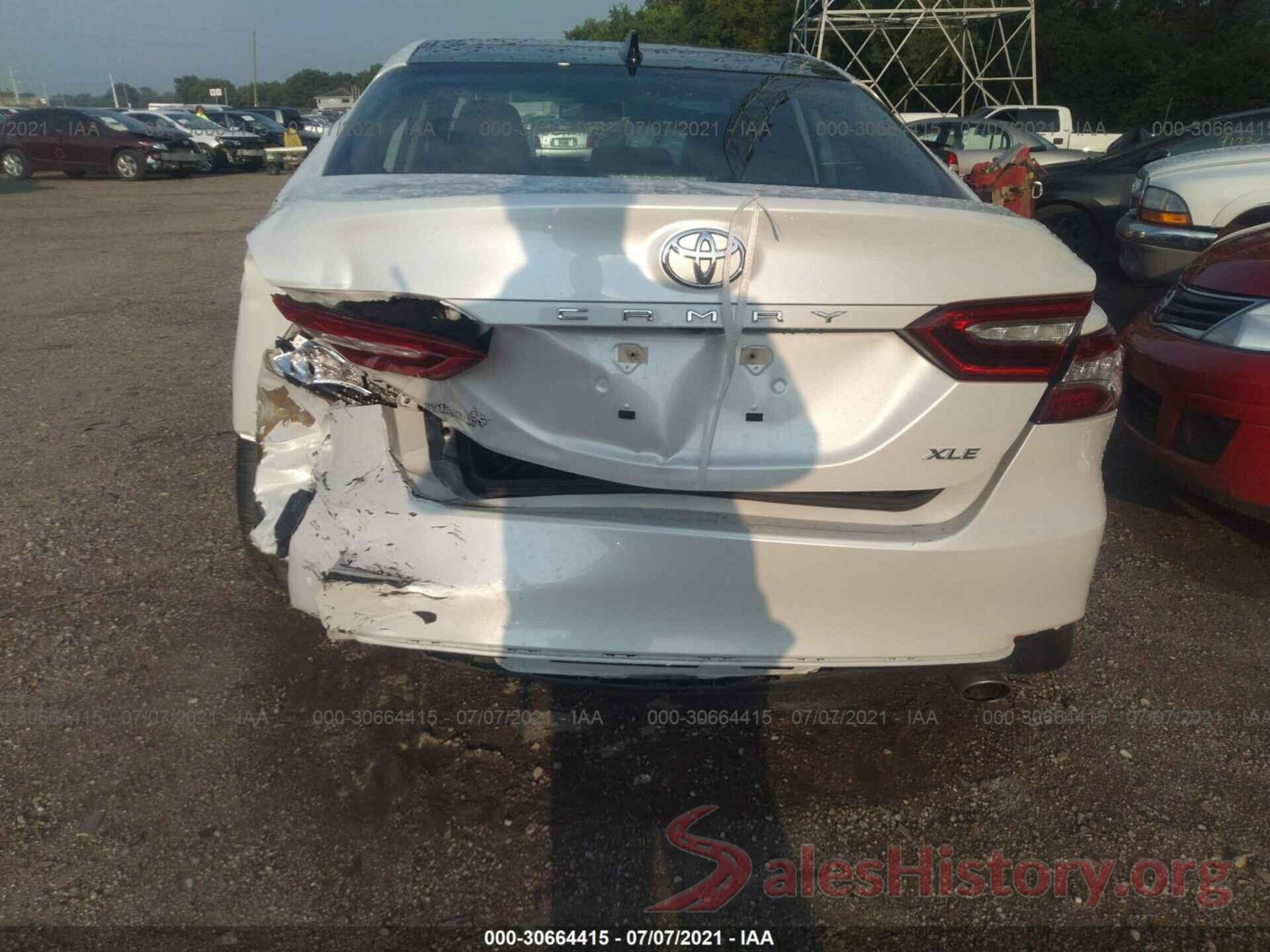 4T1B11HK0KU809152 2019 TOYOTA CAMRY