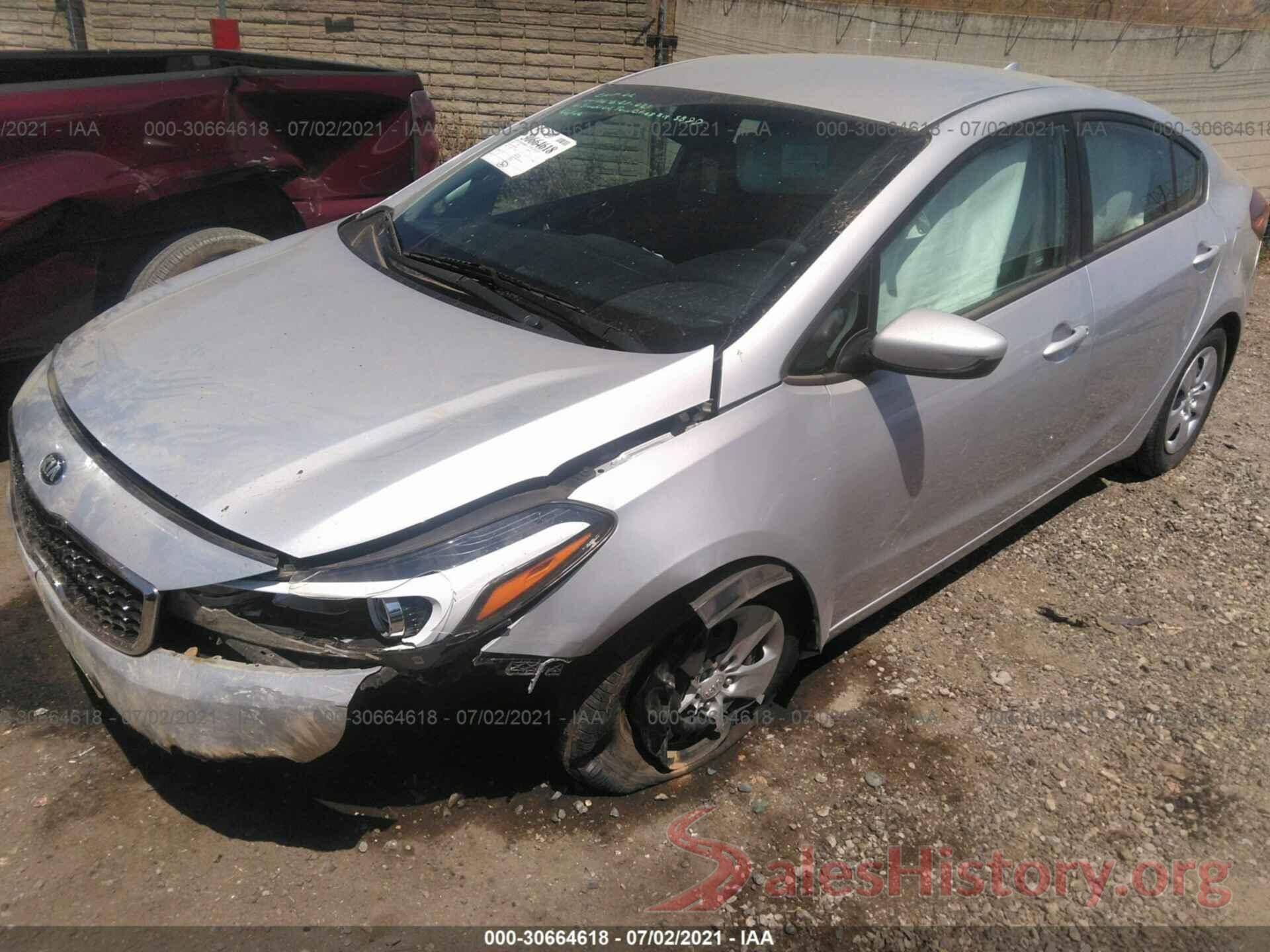 3KPFL4A77HE118568 2017 KIA FORTE