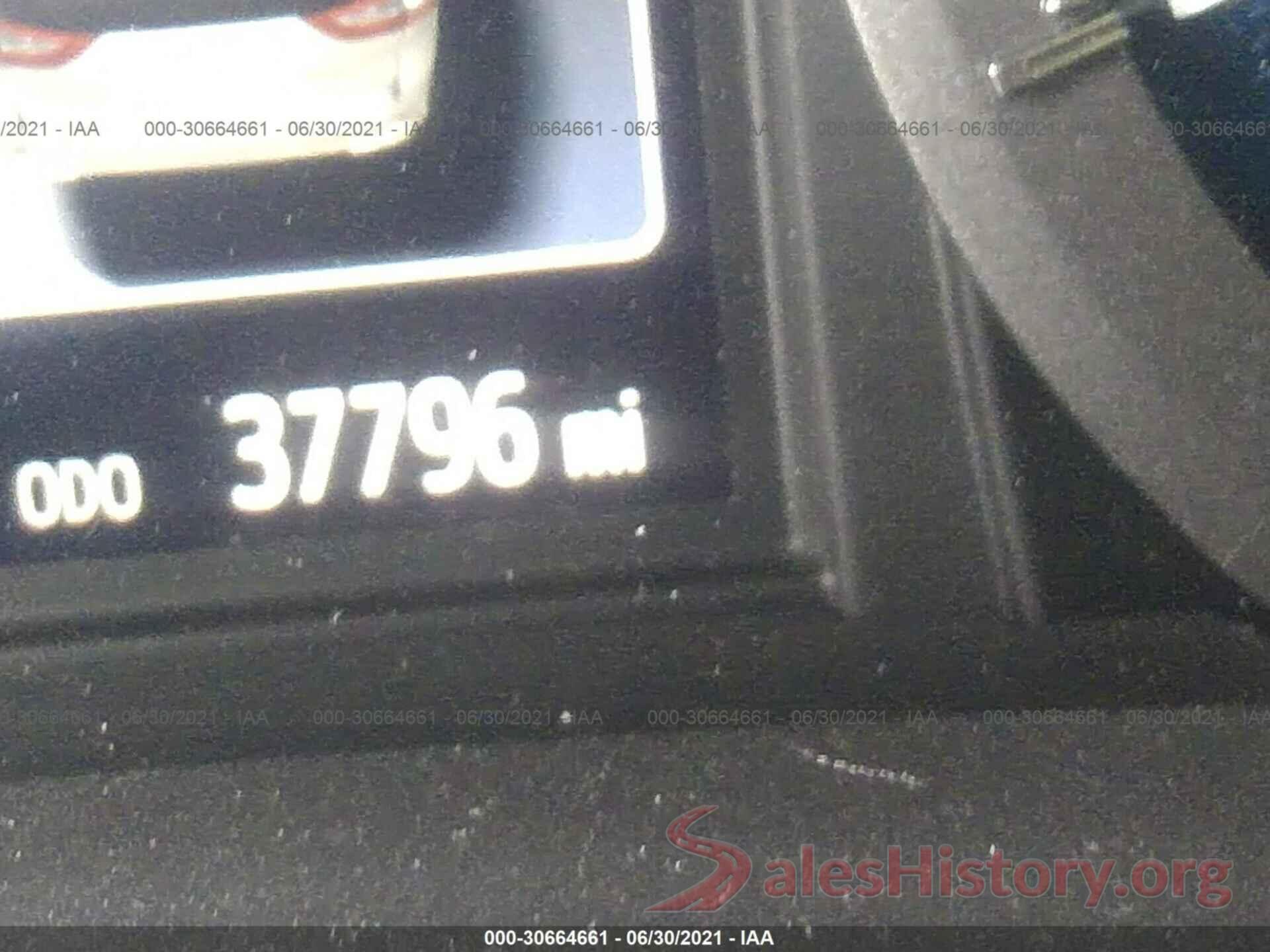 5TDYZ3DC7HS801077 2017 TOYOTA SIENNA