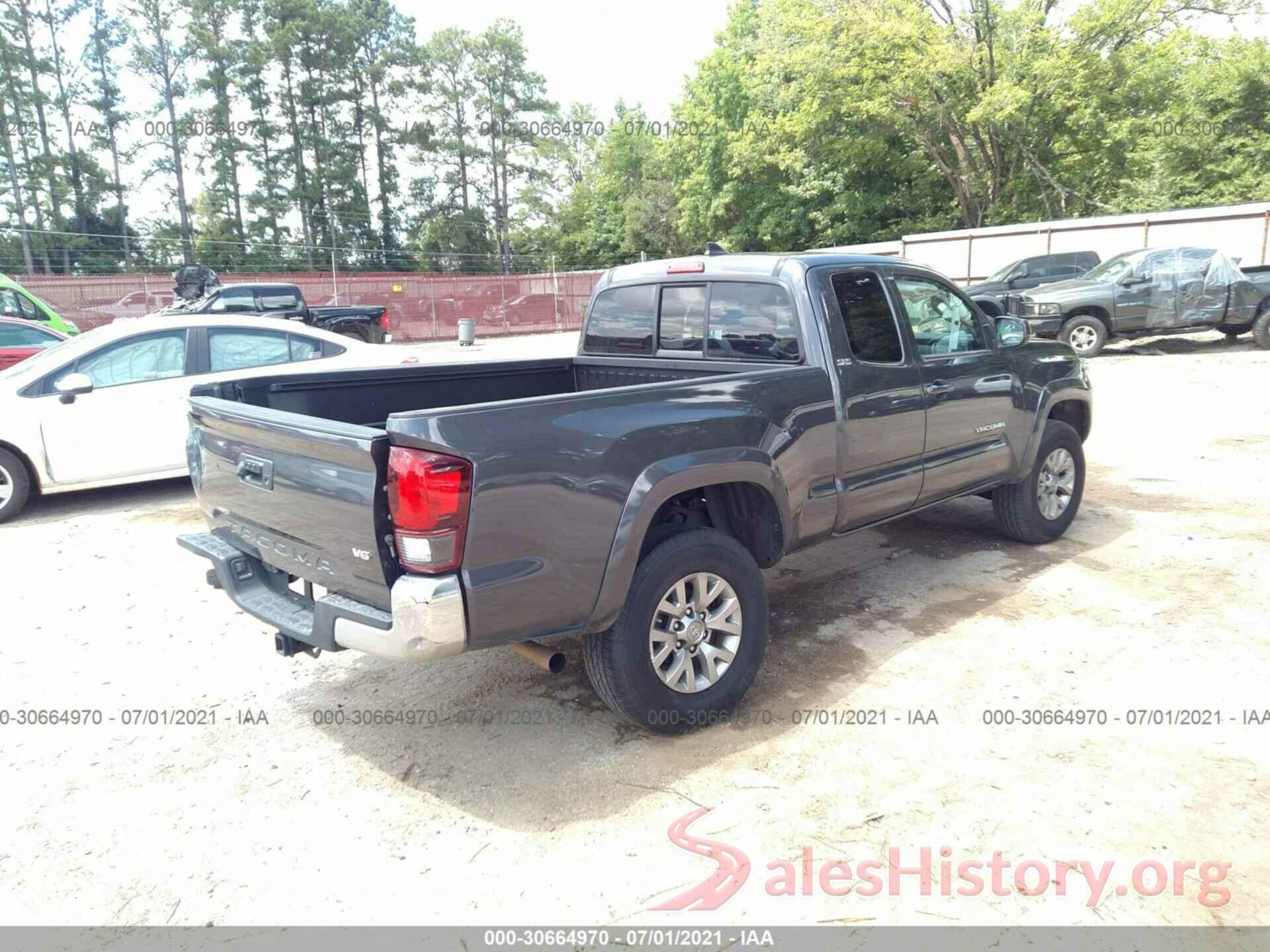 5TFRZ5CNXJX061091 2018 TOYOTA TACOMA