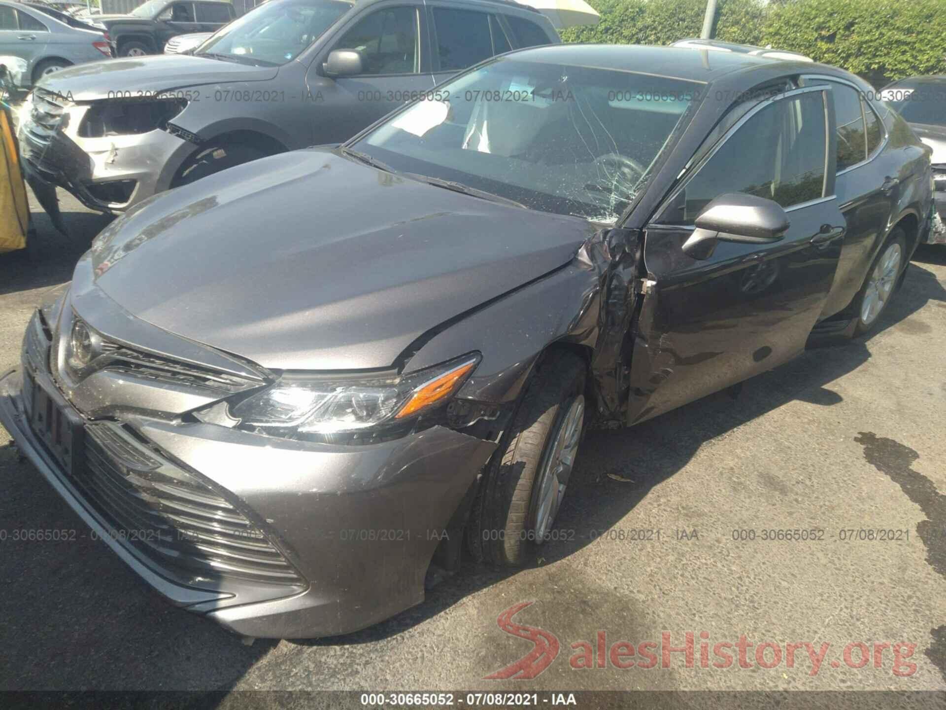 4T1B11HK9JU124162 2018 TOYOTA CAMRY