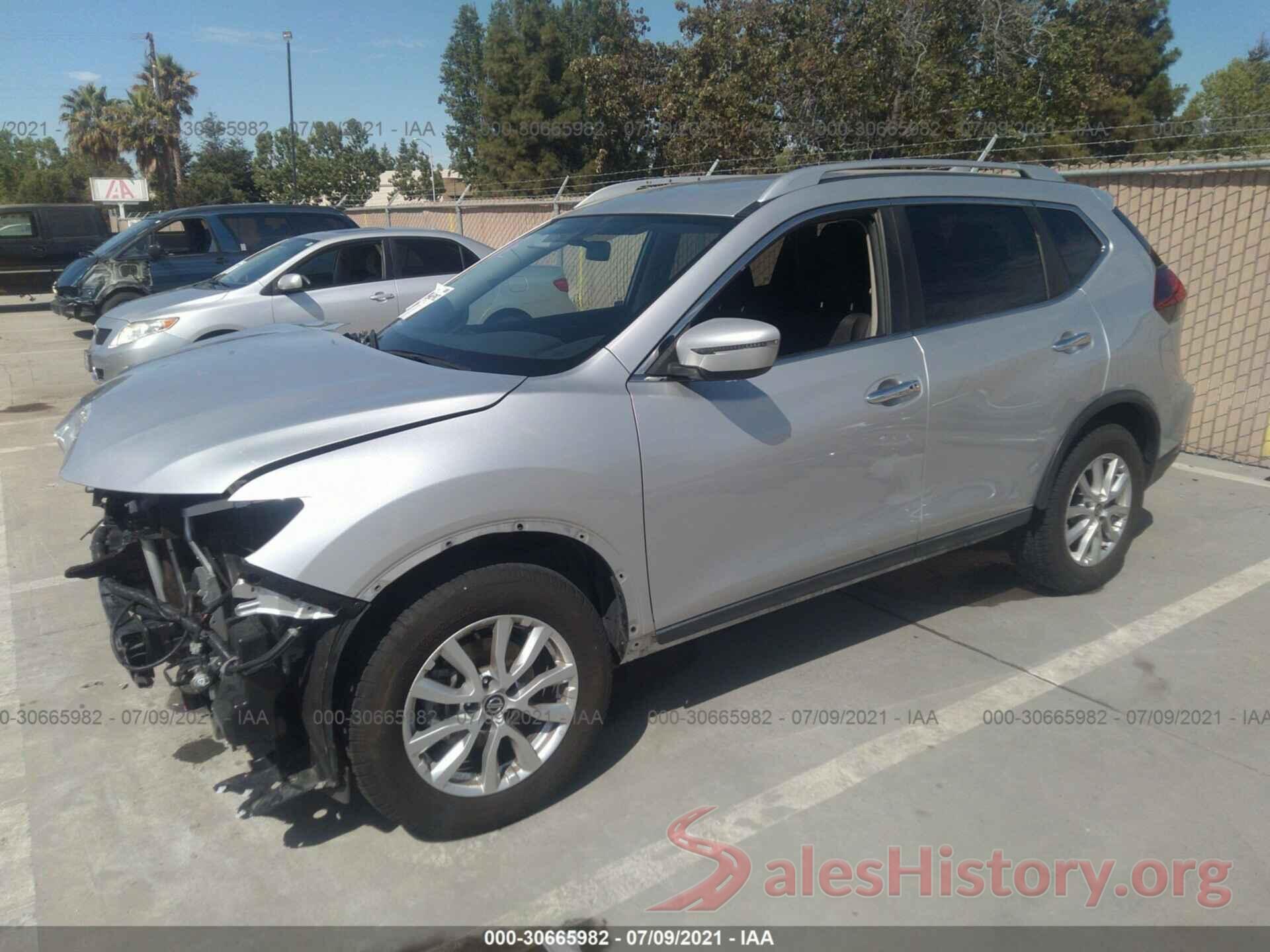 KNMAT2MT7JP584577 2018 NISSAN ROGUE