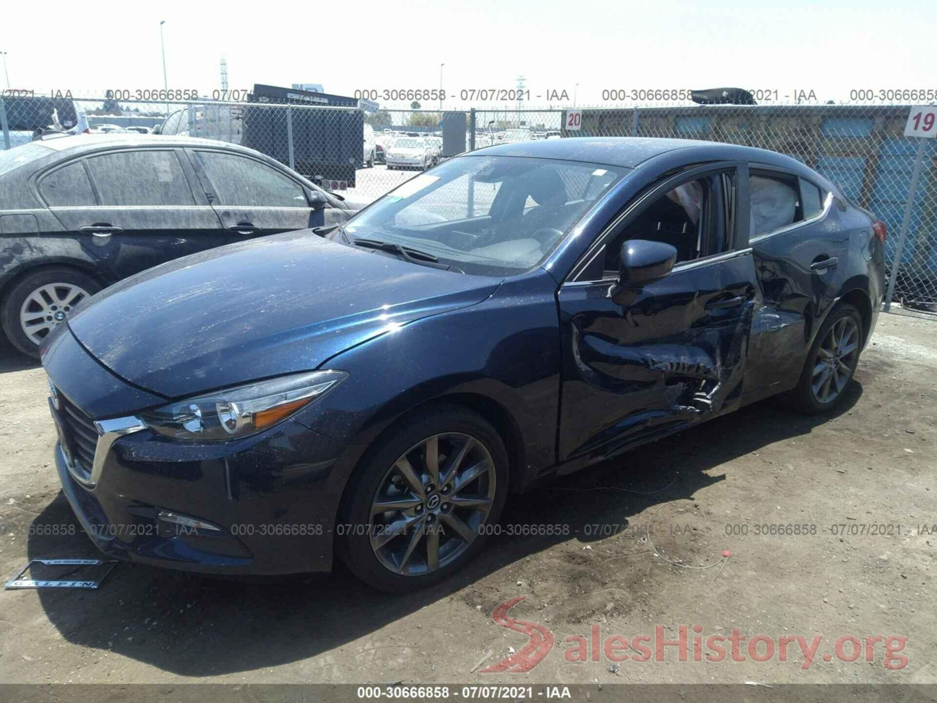 3MZBN1V38JM277154 2018 MAZDA MAZDA3 4-DOOR