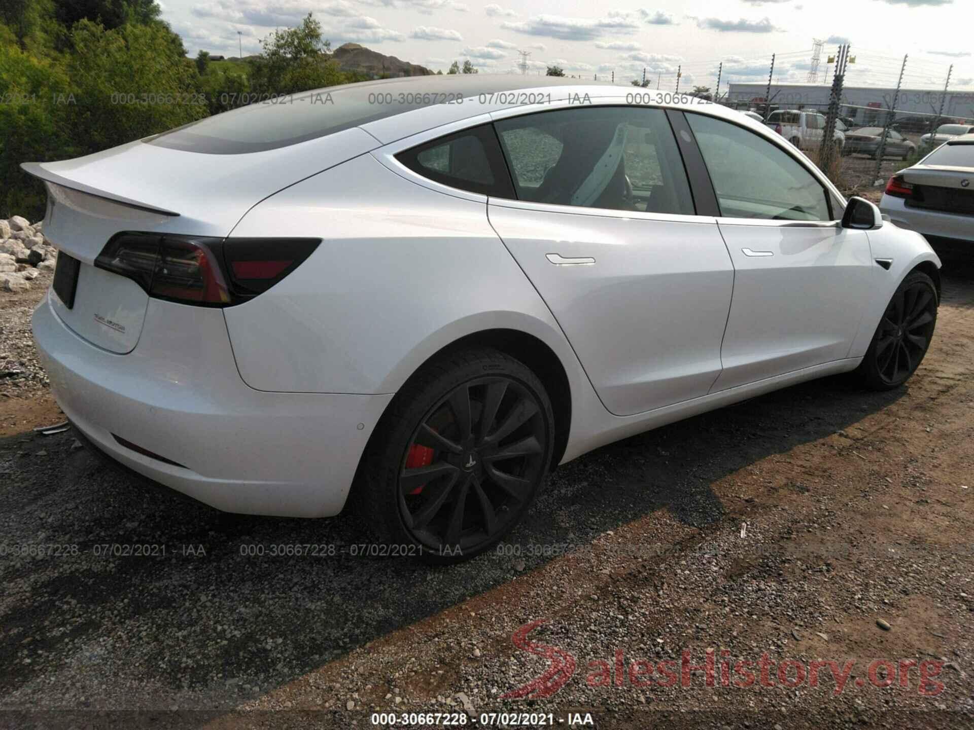 5YJ3E1EB4KF419942 2019 TESLA MODEL 3