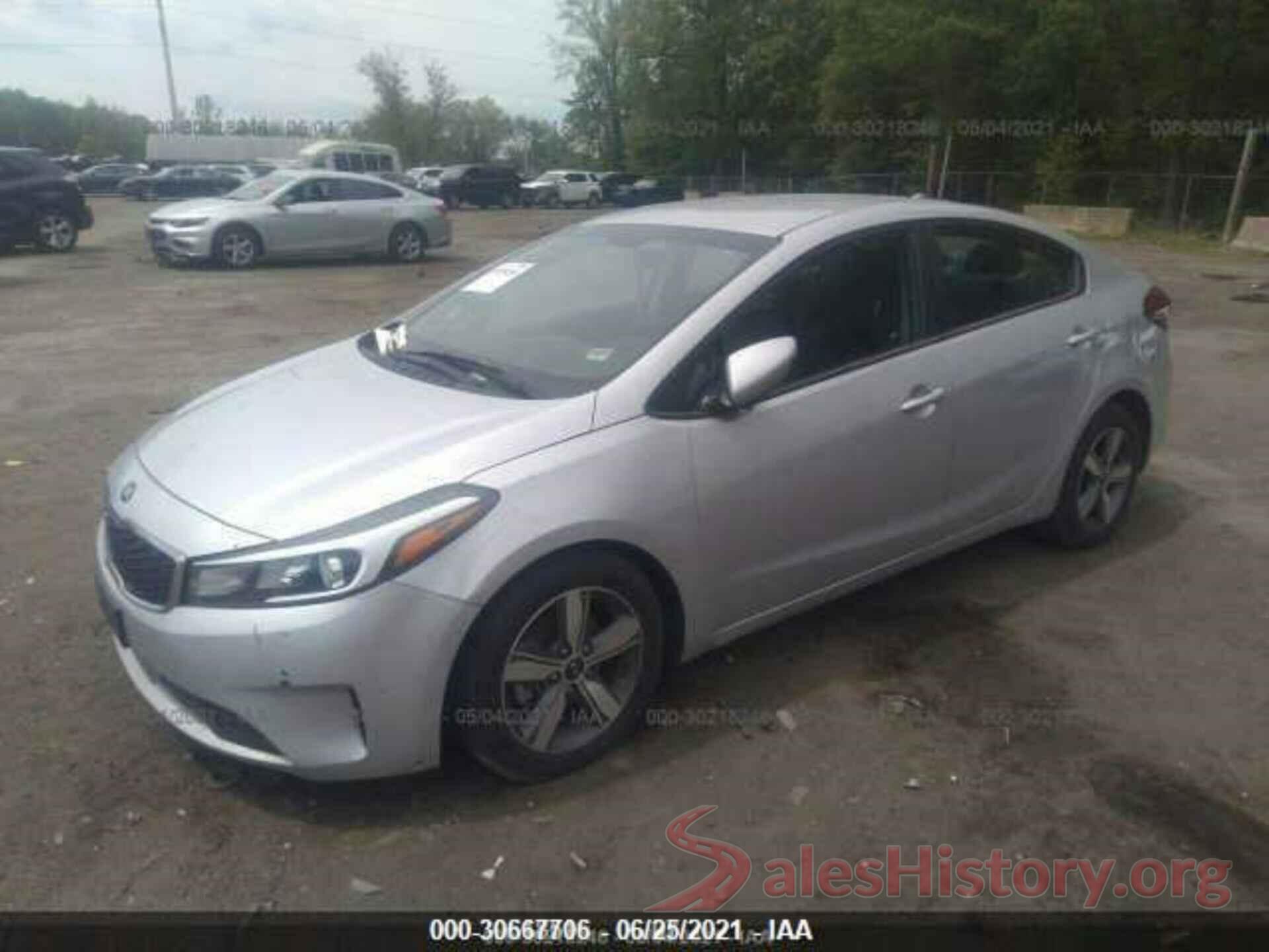 3KPFL4A76JE166679 2018 KIA FORTE