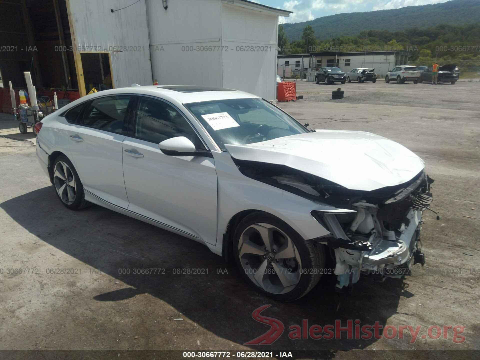 1HGCV2F95JA006275 2018 HONDA ACCORD SEDAN