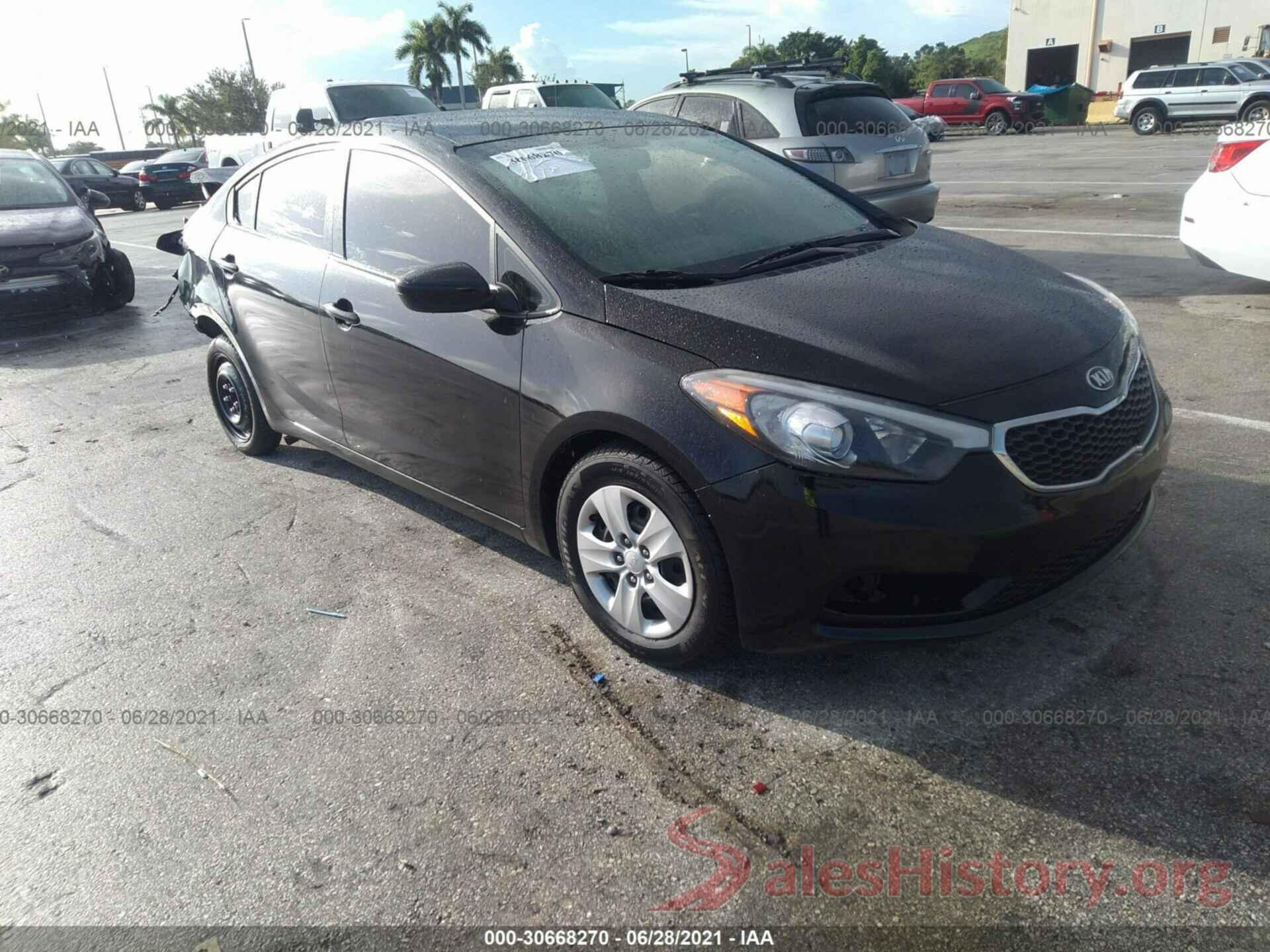 KNAFK4A65G5615099 2016 KIA FORTE