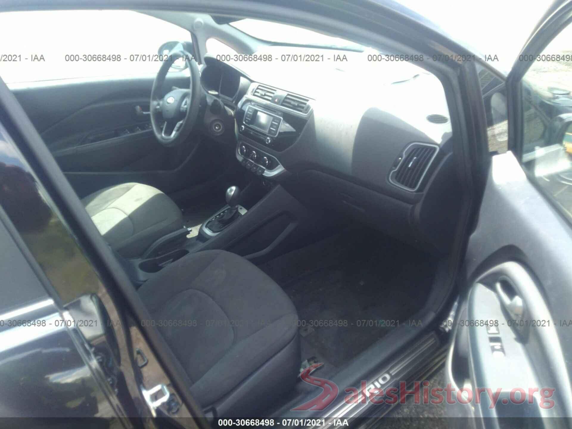 KNADN4A3XG6686085 2016 KIA RIO