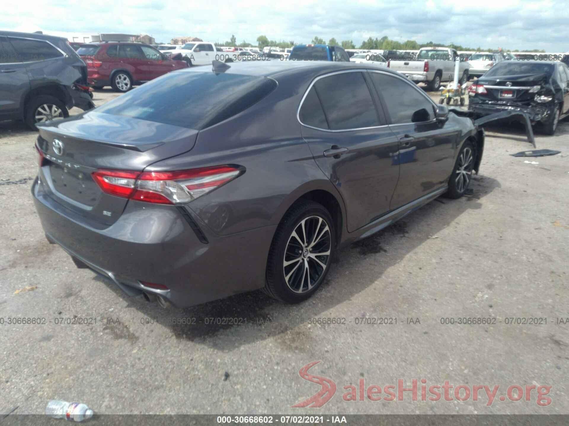 4T1B11HK2KU213427 2019 TOYOTA CAMRY