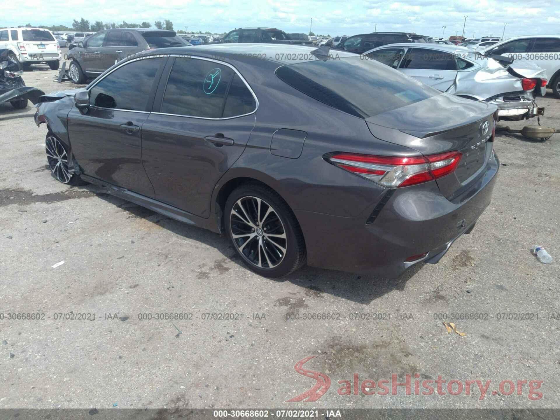 4T1B11HK2KU213427 2019 TOYOTA CAMRY