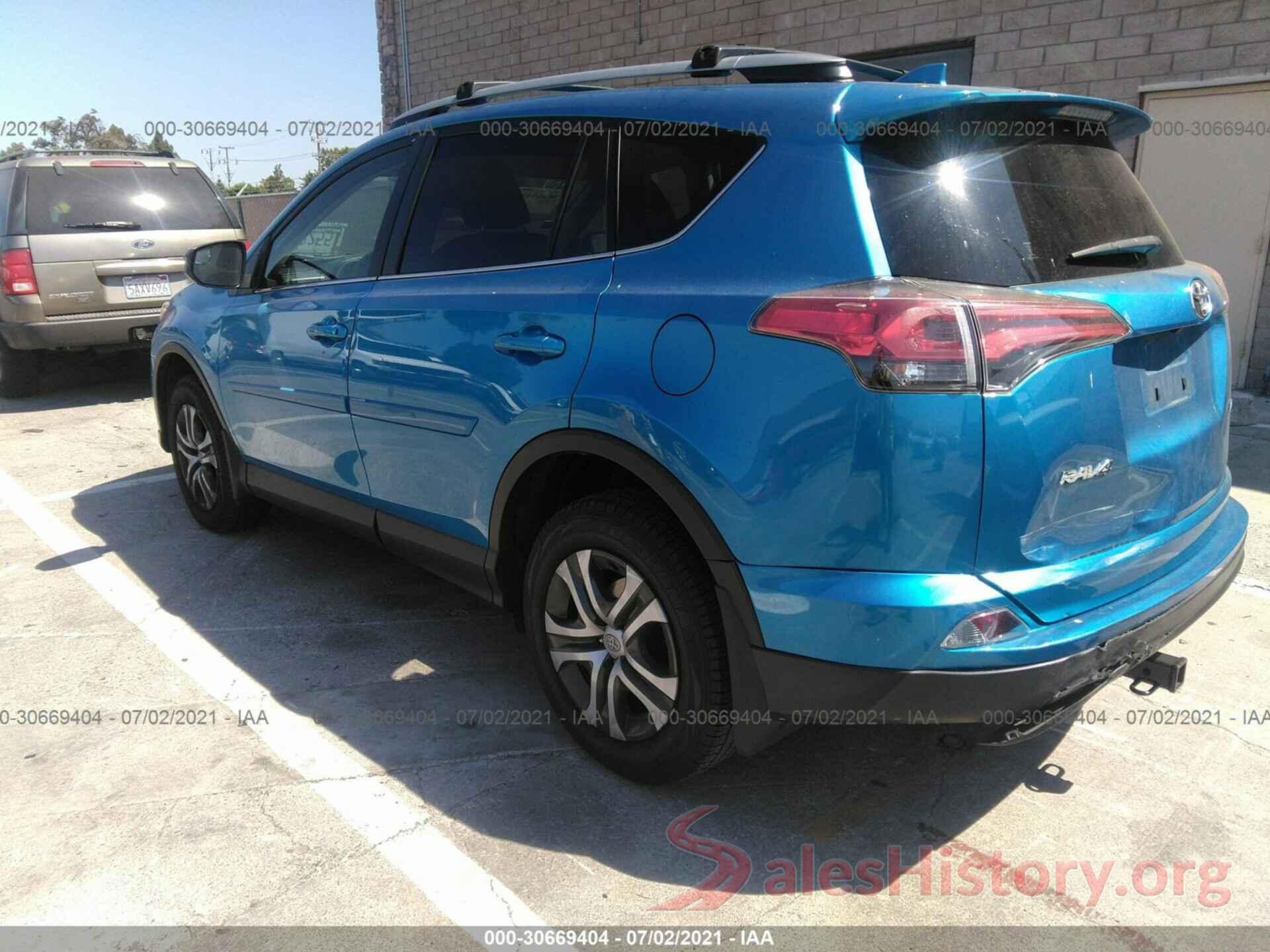 JTMZFREV8JJ179429 2018 TOYOTA RAV4