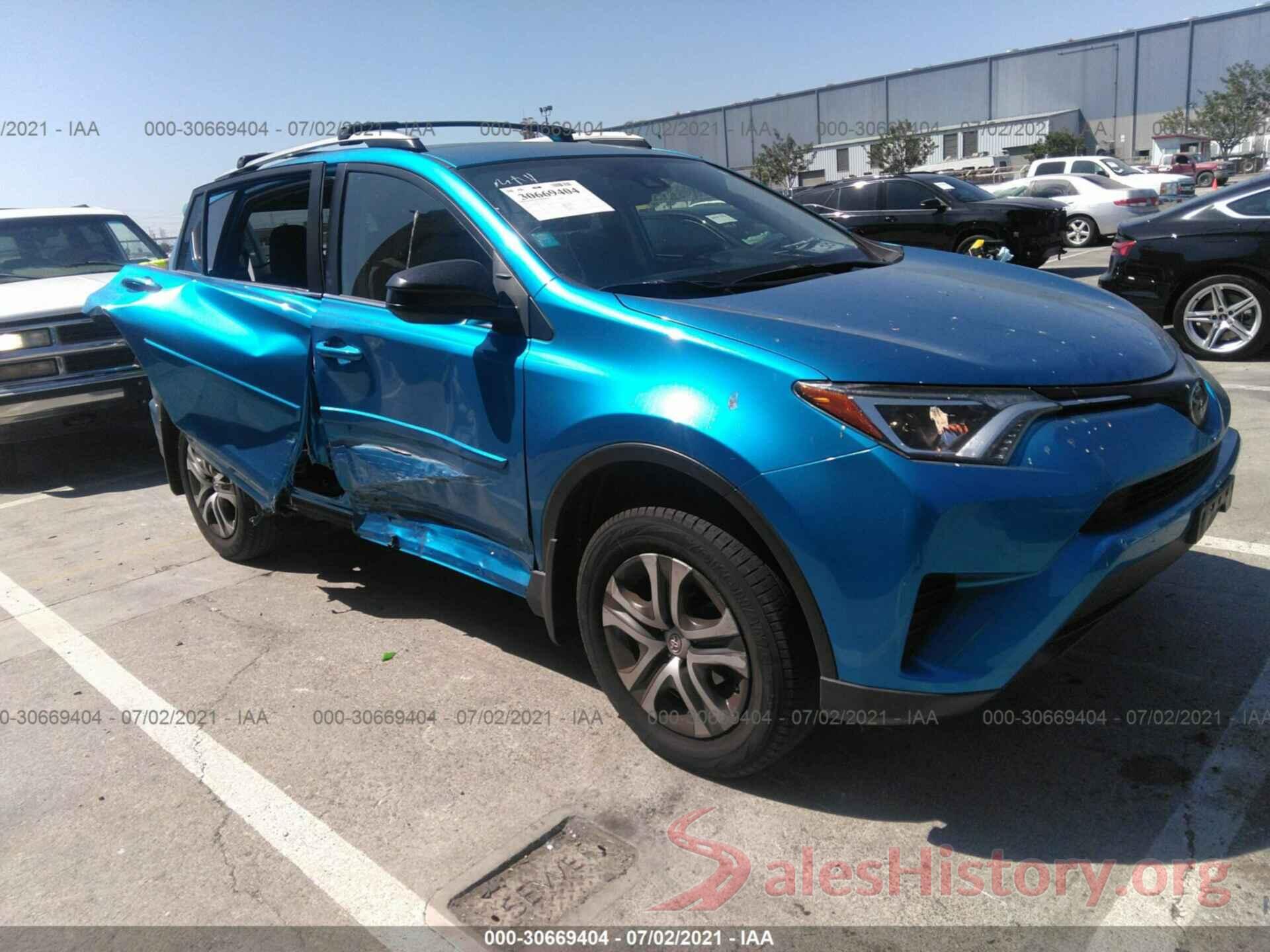 JTMZFREV8JJ179429 2018 TOYOTA RAV4