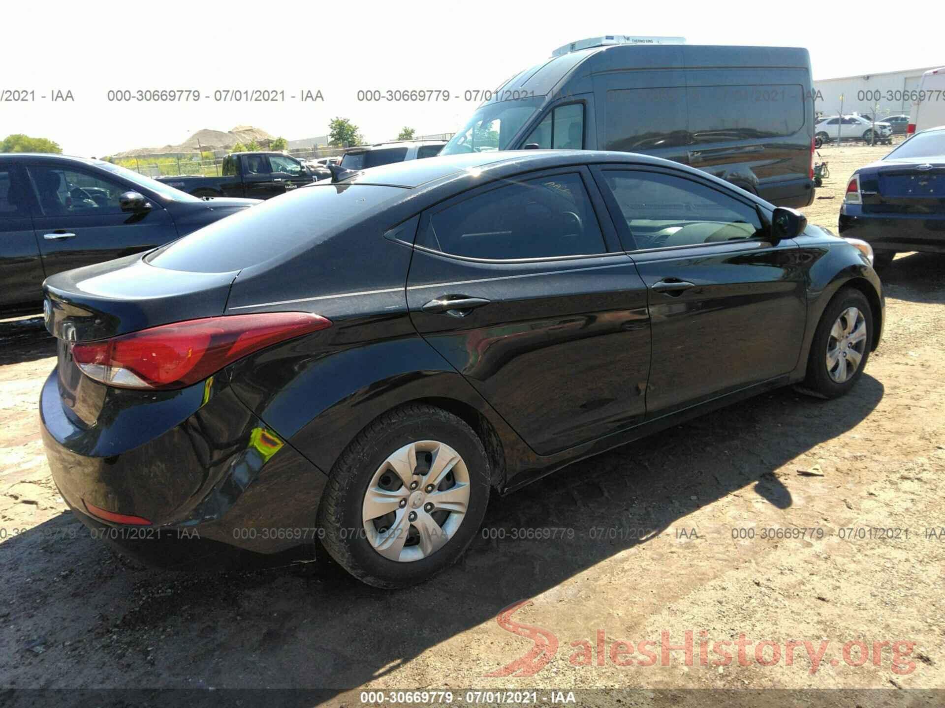 KMHDH4AE8GU517069 2016 HYUNDAI ELANTRA