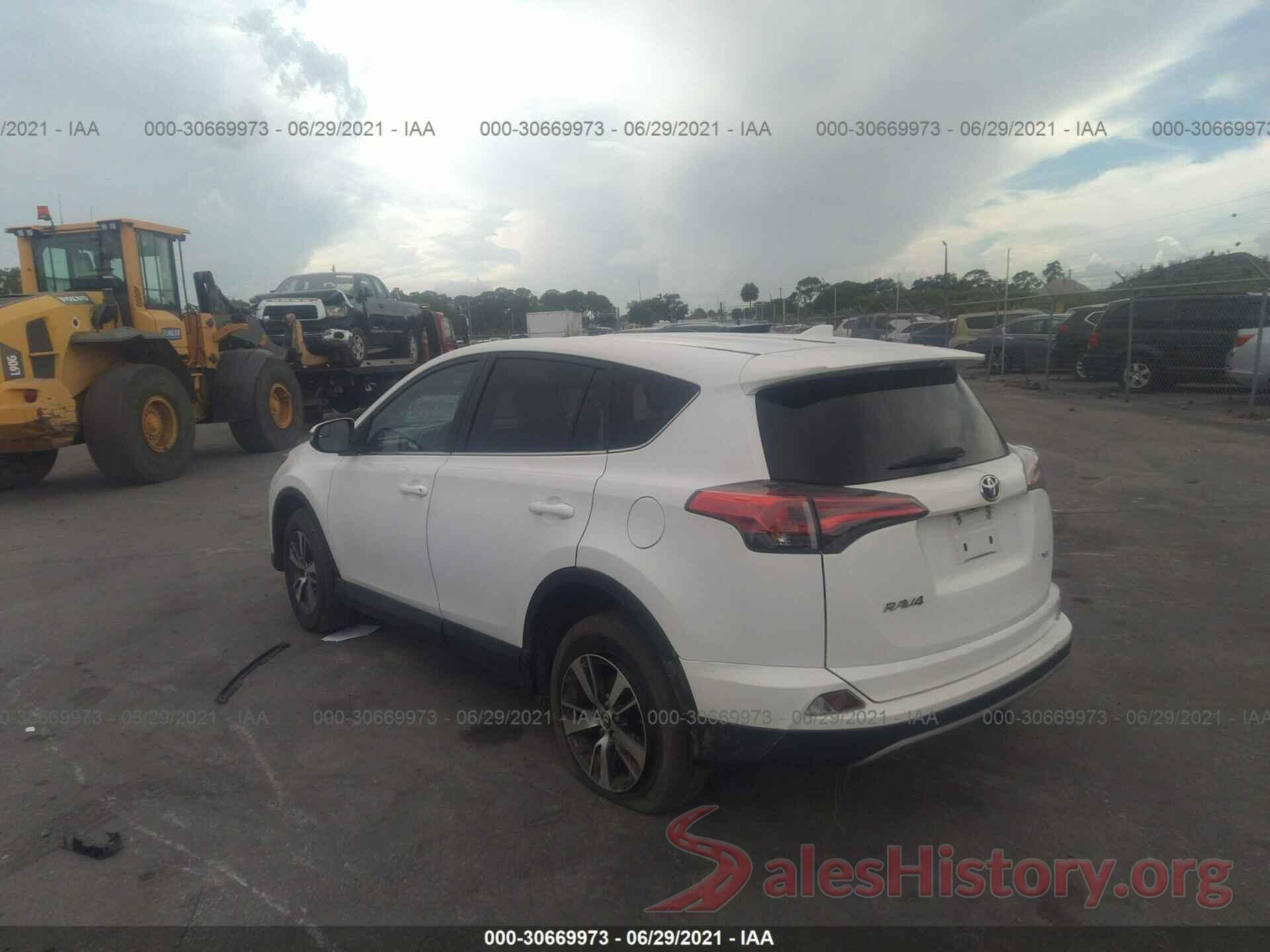 2T3WFREV8JW445147 2018 TOYOTA RAV4