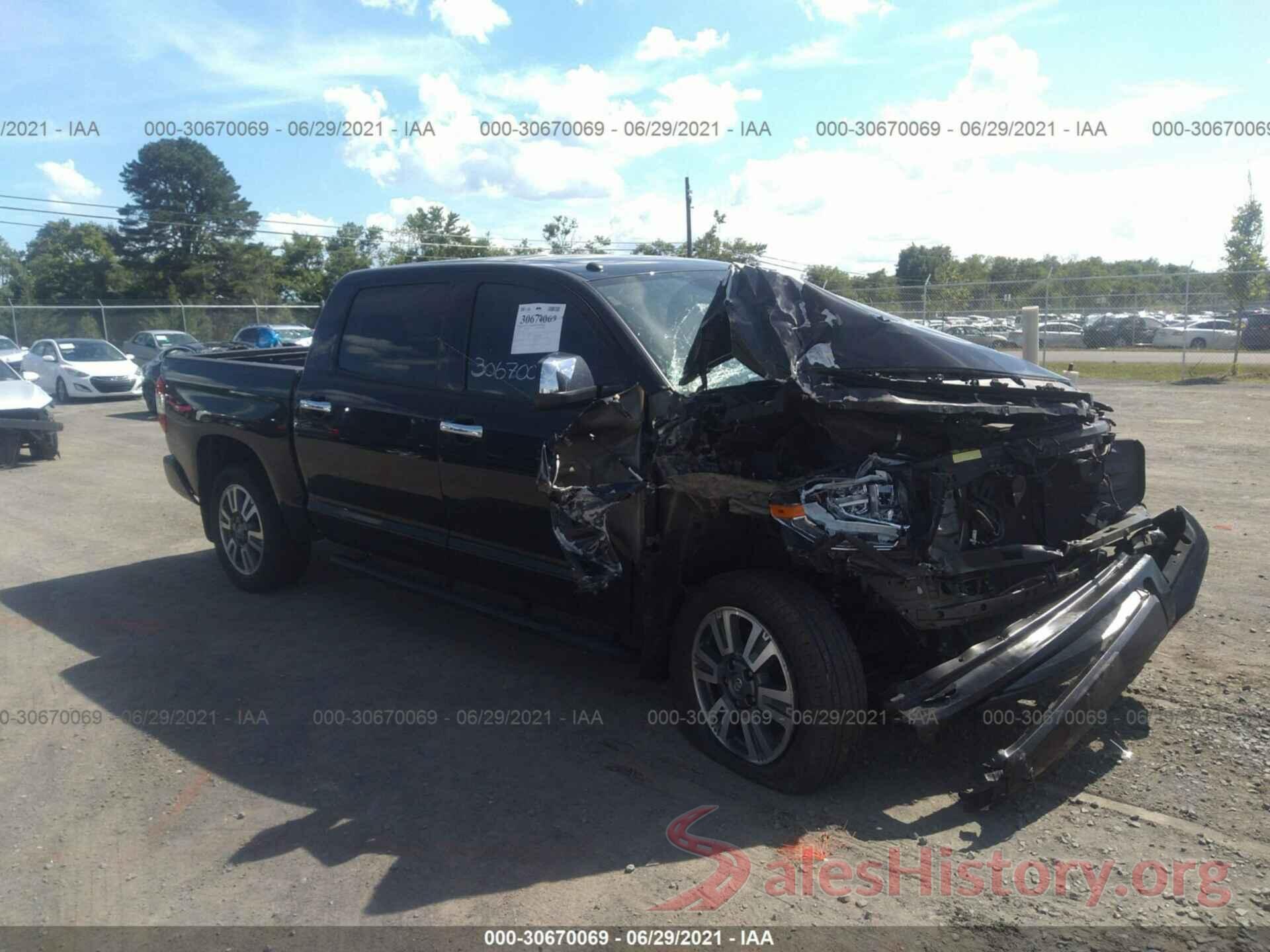 5TFAY5F1XJX772492 2018 TOYOTA TUNDRA 4WD