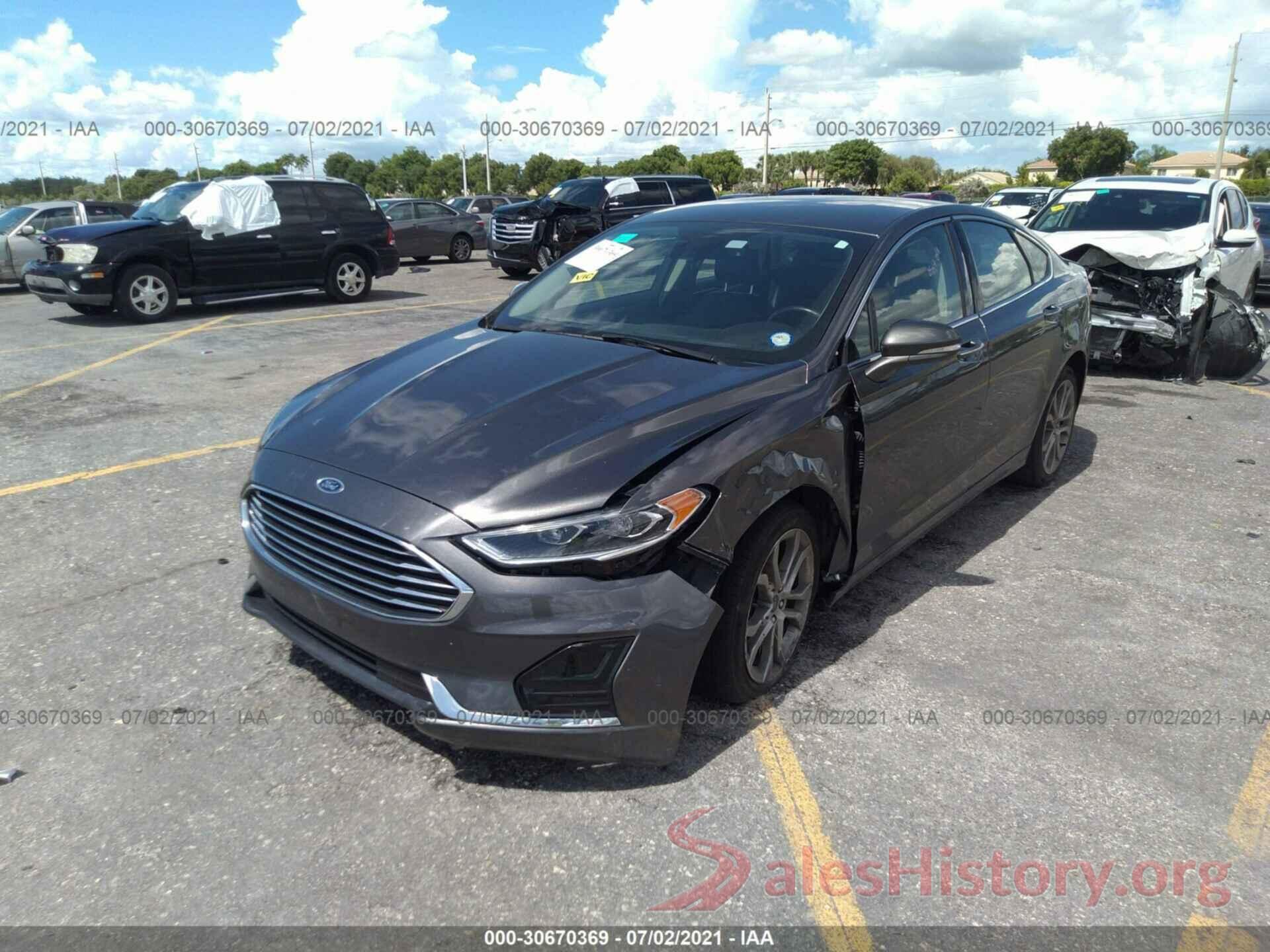 3FA6P0CD9KR138827 2019 FORD FUSION