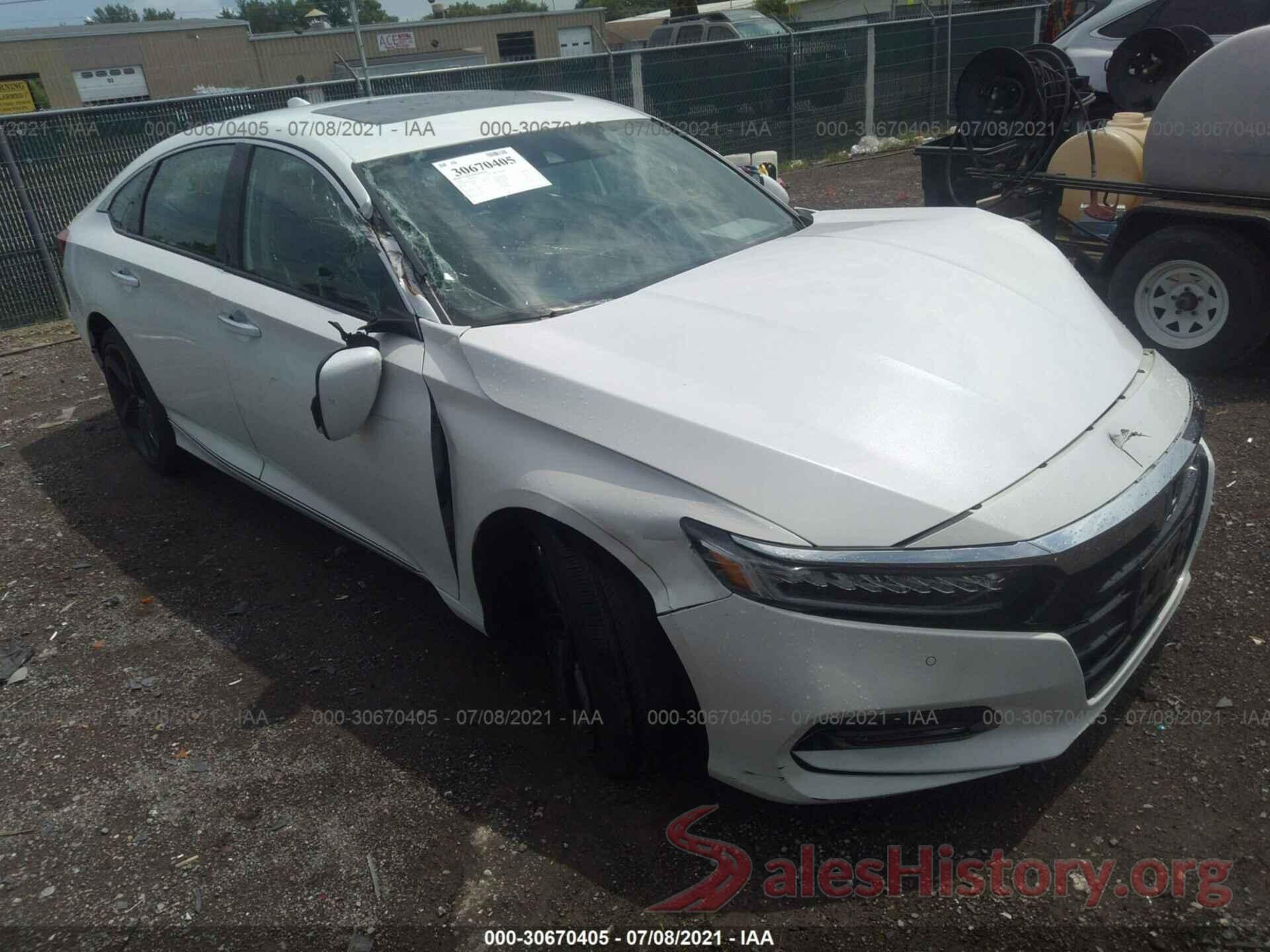 1HGCV2F94JA041535 2018 HONDA ACCORD SEDAN