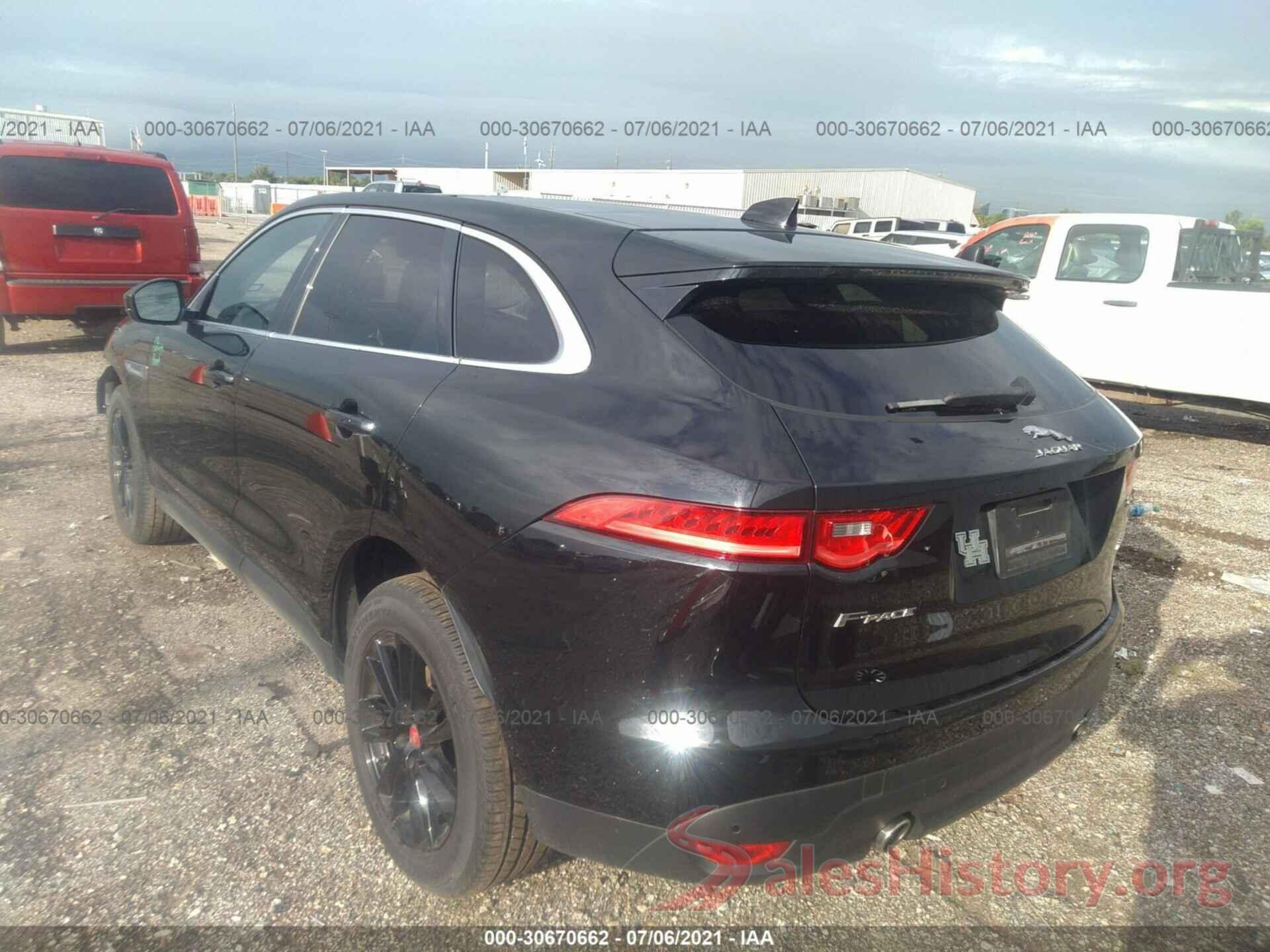 SADCK2GX9KA393035 2019 JAGUAR F-PACE