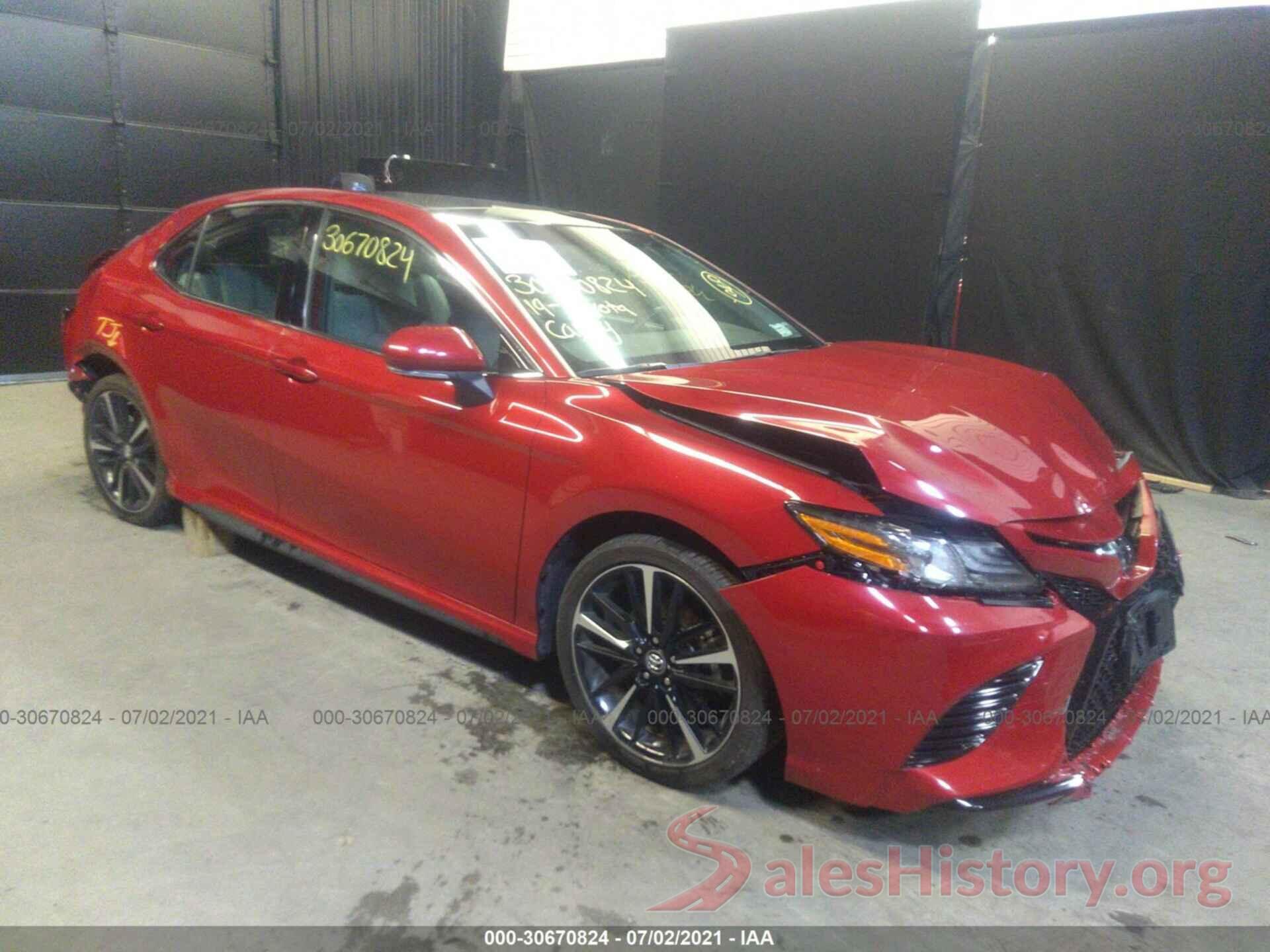 4T1B61HK3KU248849 2019 TOYOTA CAMRY