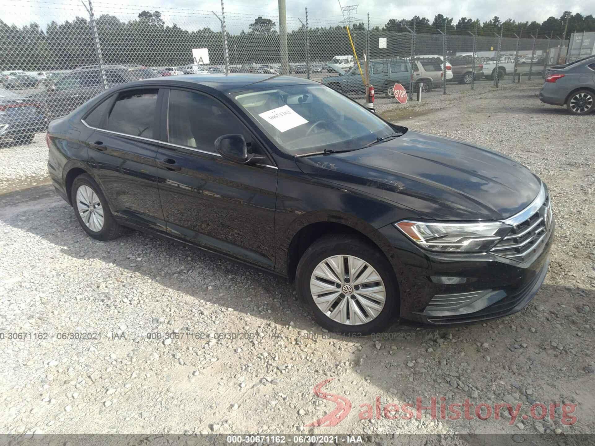 3VWCB7BU2KM242558 2019 VOLKSWAGEN JETTA