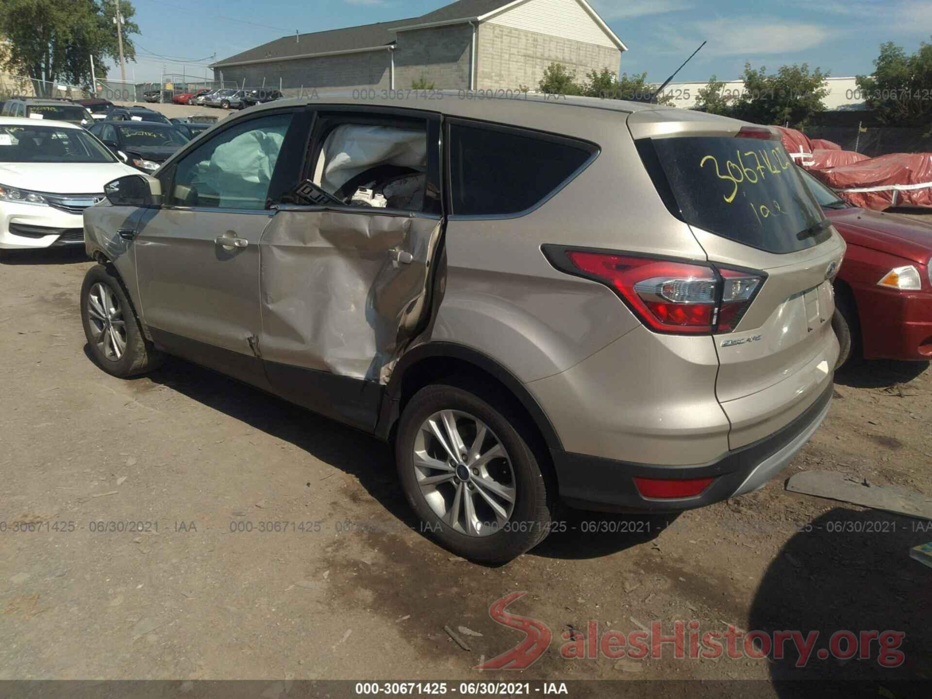 1FMCU0GD4HUA18270 2017 FORD ESCAPE