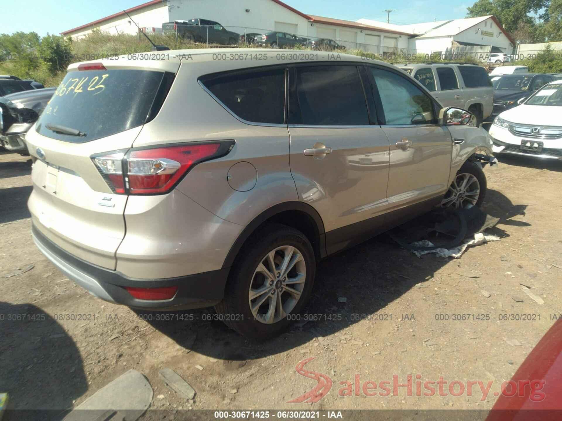 1FMCU0GD4HUA18270 2017 FORD ESCAPE